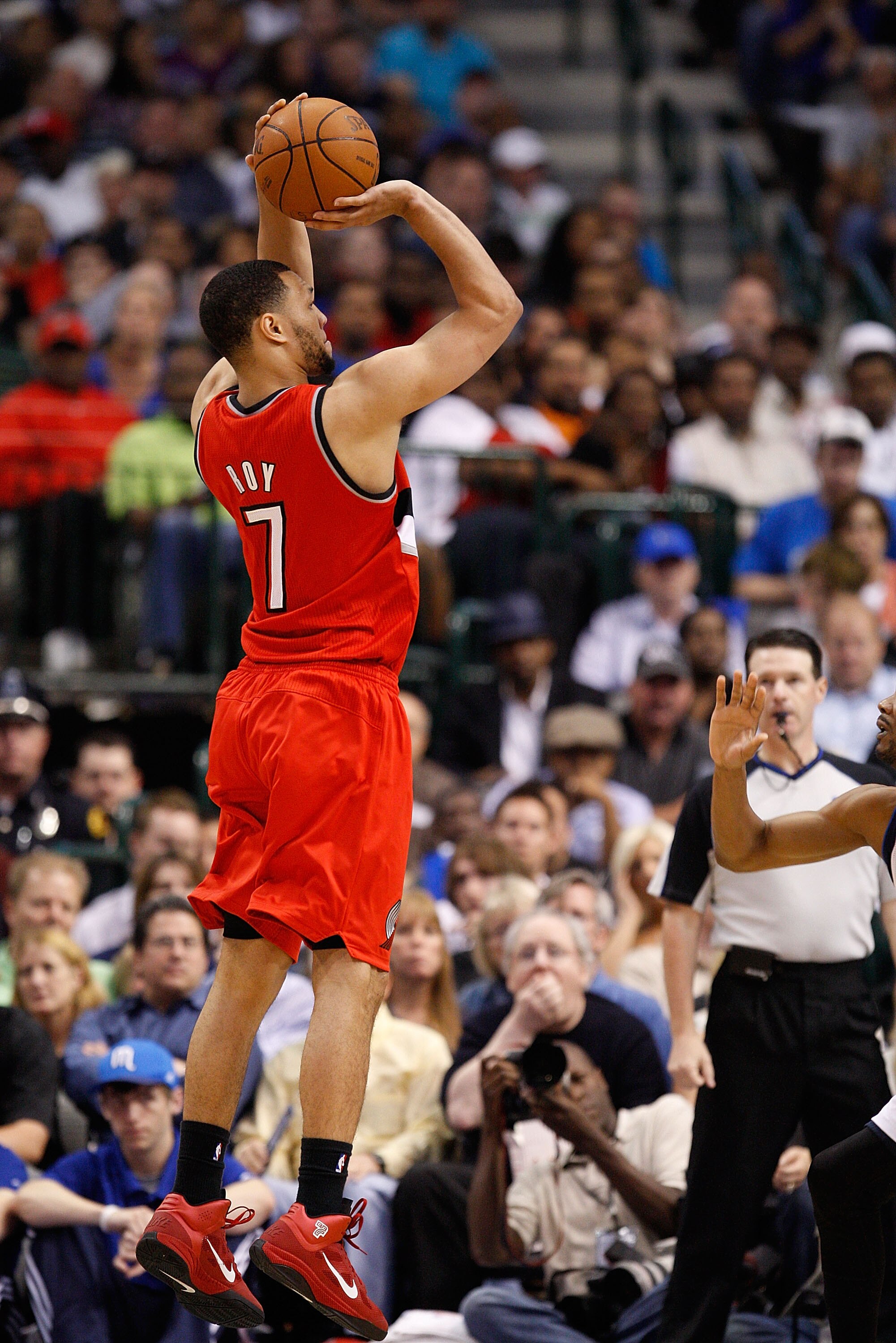DALLAS, TX - APRIL 19:  Forward Brandon Roy #7 of the Portland Trail Blazers takes a shot against the Dallas Mavericks in Game Two of the Western Conference Quarterfinals during the 2011 NBA Playoffs on April 19, 2011 at American Airlines Center in Dallas