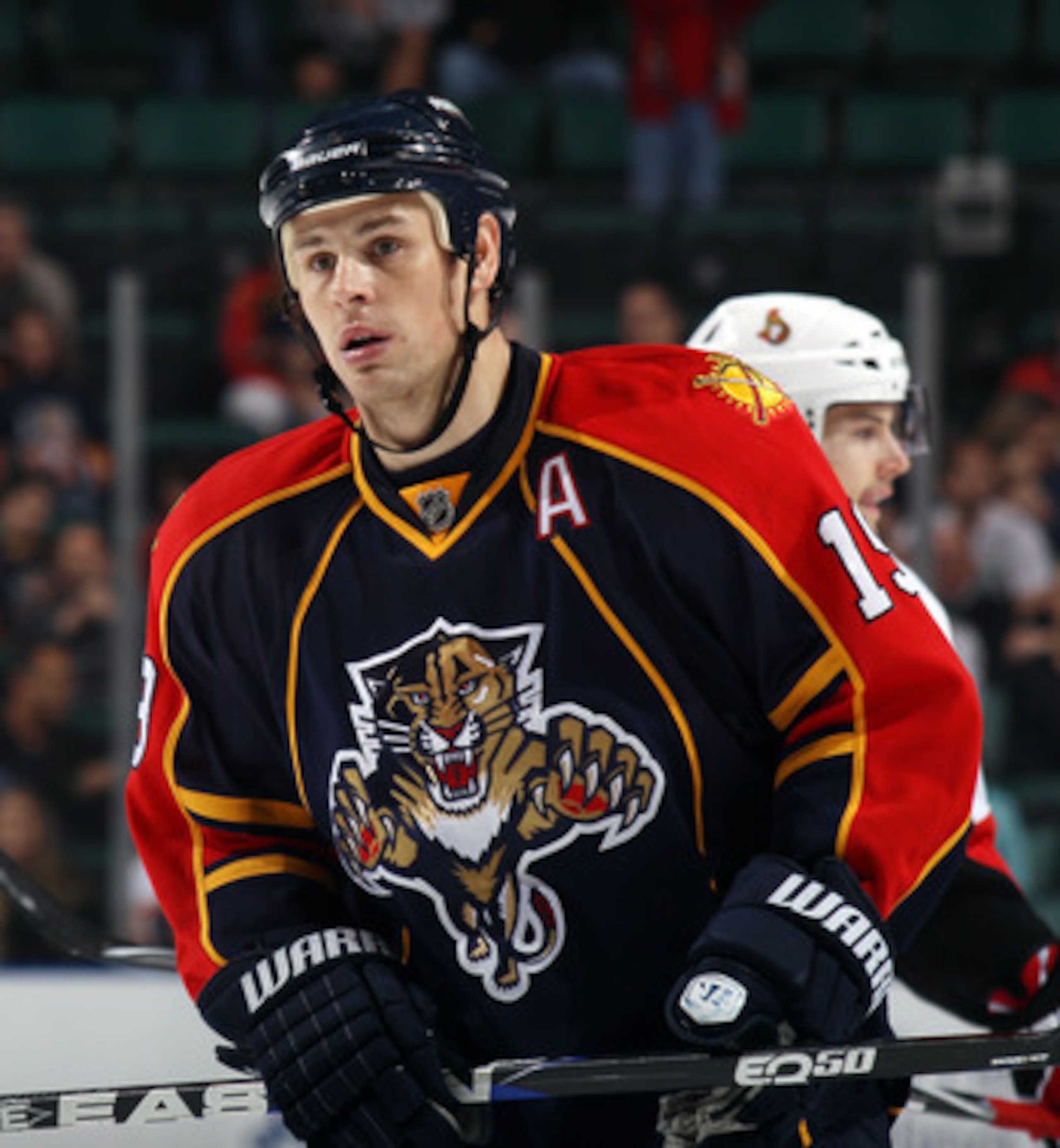 SUNRISE, FL - MARCH 10:  Marty Reasoner #19 of the Florida Panthers skates against the Ottawa Senators at the BankAtlantic Center on March 10, 2011 in Sunrise, Florida.  (Photo by Bruce Bennett/Getty Images)
