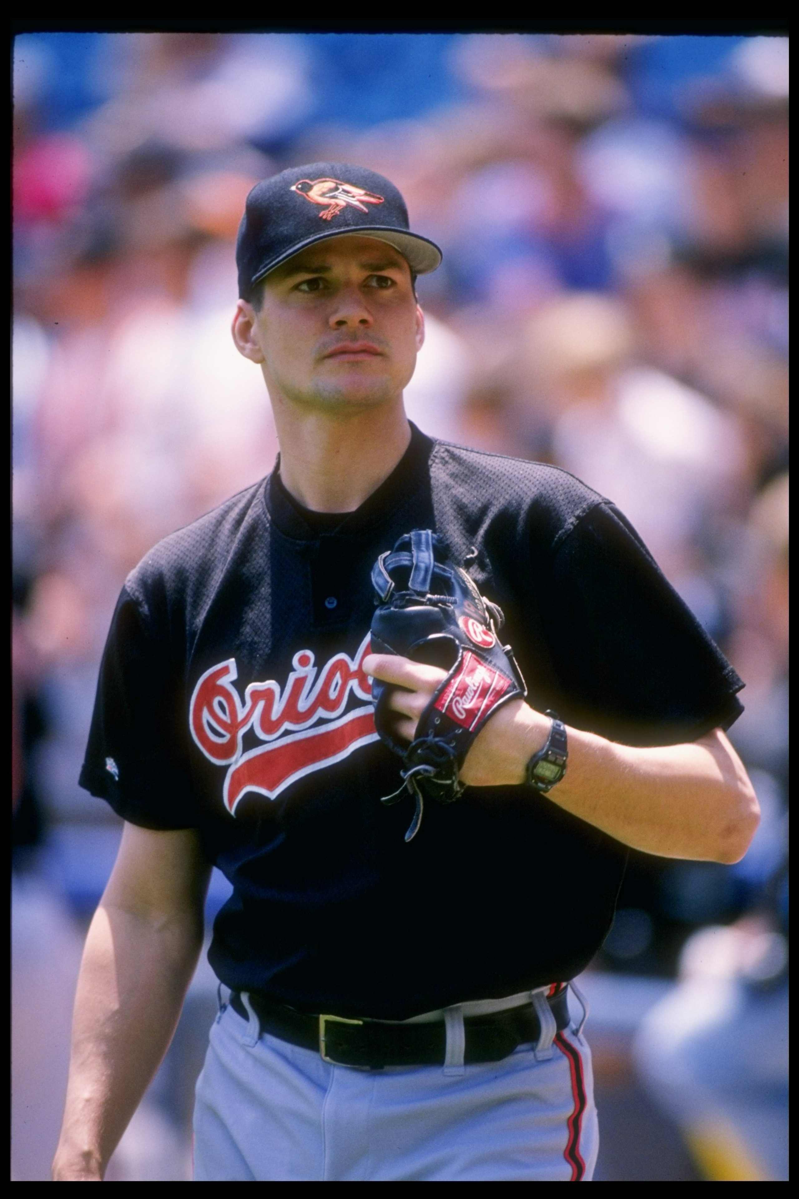 29 May 1994: Pitcher Ben McDonald of the Baltimore Orioles looks on during a game against the Chicago White Sox at Comiskey Park in Chicago, Illinois.