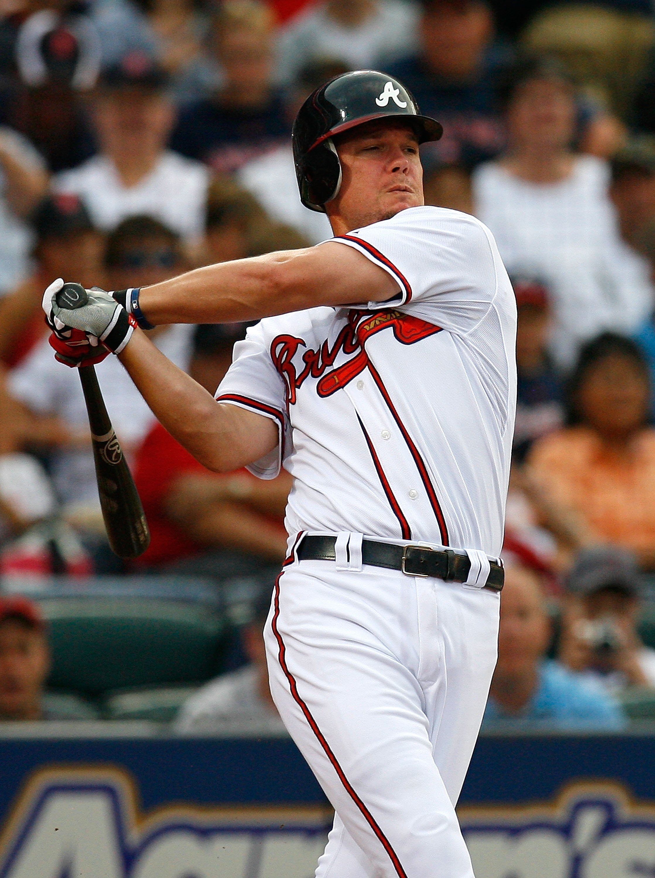 ATLANTA - JUNE 26:  Chipper Jones #10 of the Atlanta Braves against the New York Yankees at Turner Field on June 25, 2009 in Atlanta, Georgia.  (Photo by Kevin C. Cox/Getty Images)