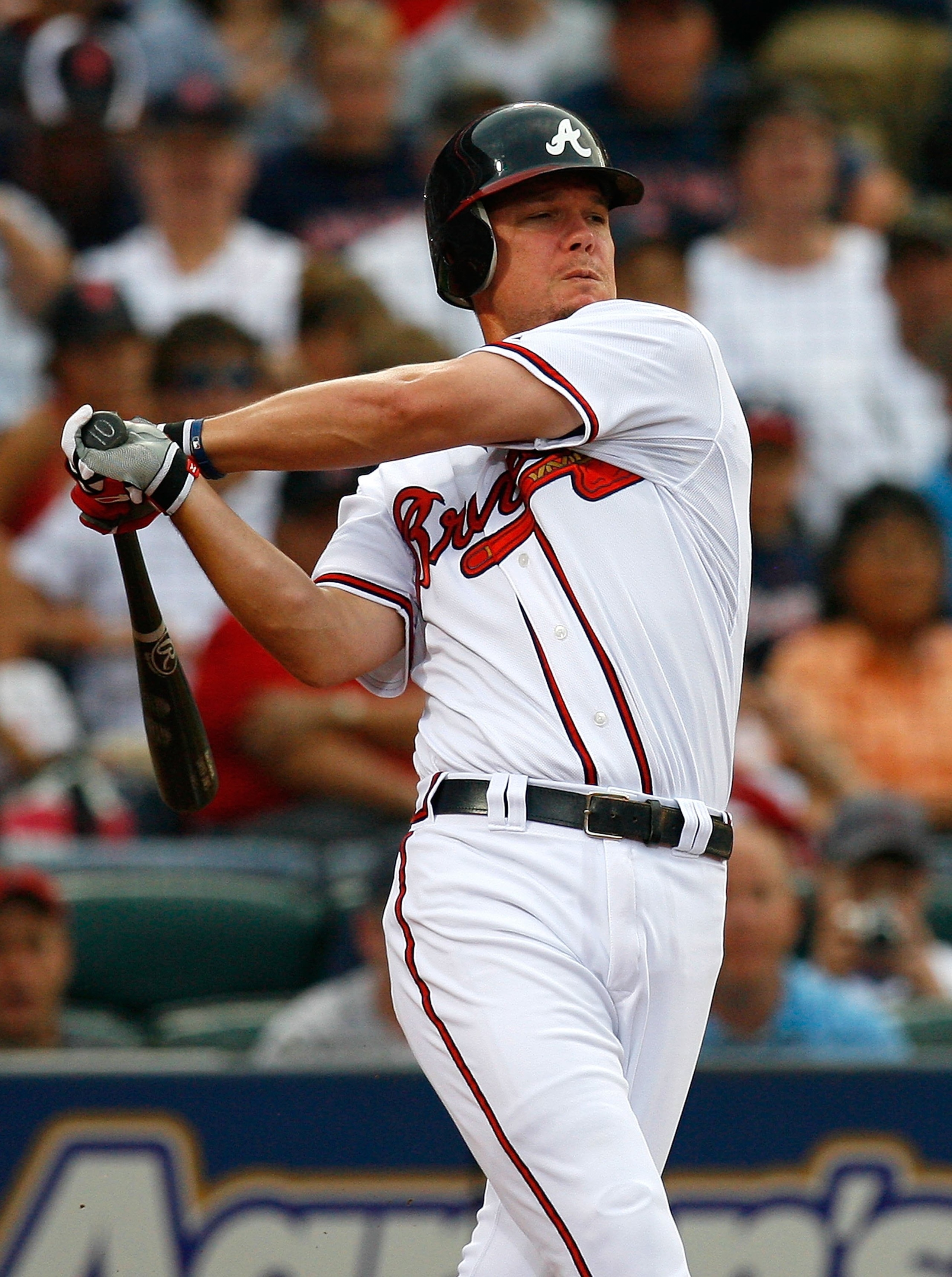 ATLANTA - JUNE 26:  Chipper Jones #10 of the Atlanta Braves against the New York Yankees at Turner Field on June 25, 2009 in Atlanta, Georgia.  (Photo by Kevin C. Cox/Getty Images)