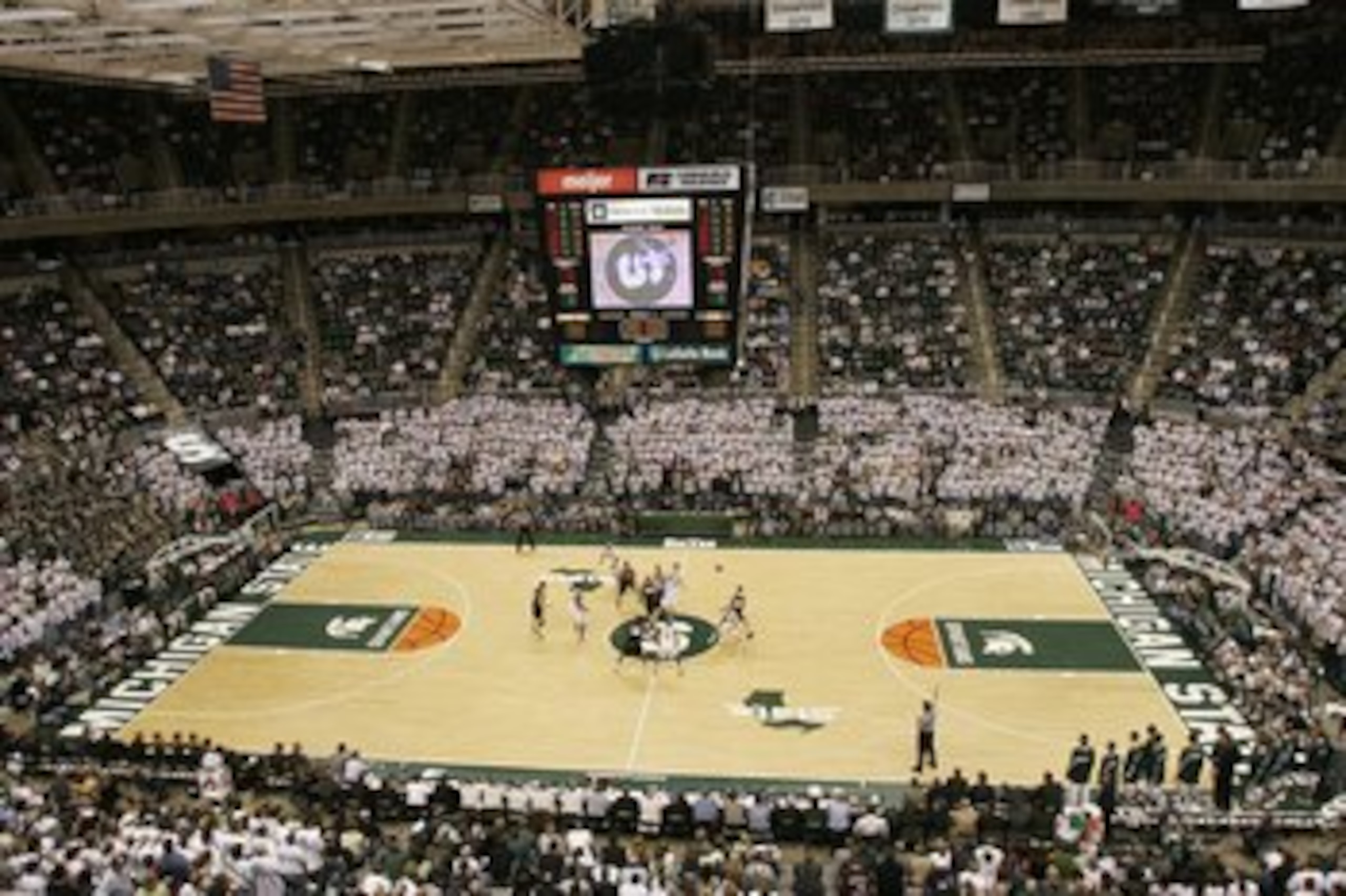 EAST LANSING, MI - JANUARY 21:  The Michigan State Spartans tip-off against the Iowa Hawkeyes at the Breslin Center on January 21, 2006 in East Lansing, Michigan. Michgan State won the game 85-55.  (Photo by Tom Pidgeon/Getty Images)