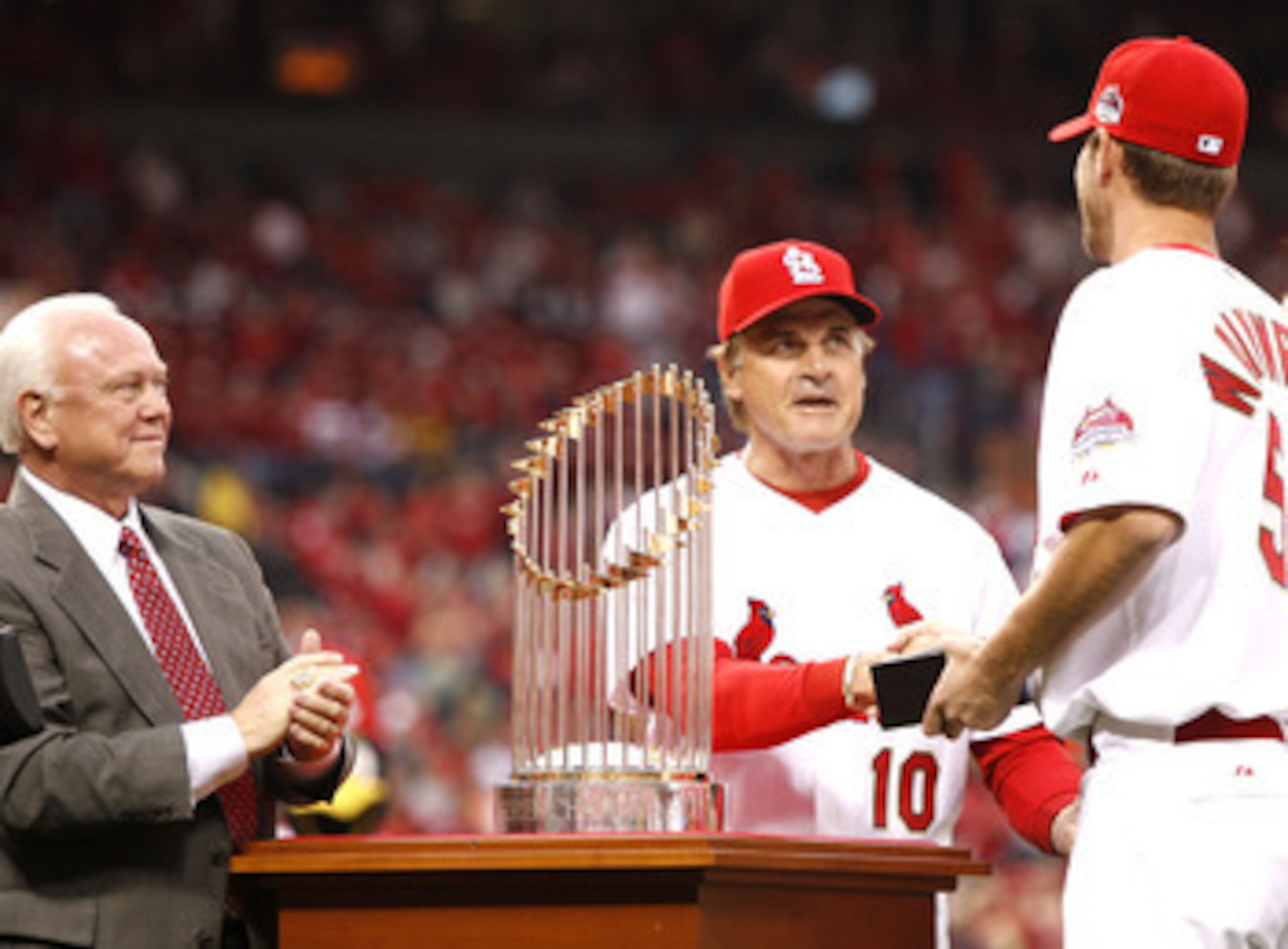 La Russa can finally exhale in 2006 La Russa can finally exhale in 2006