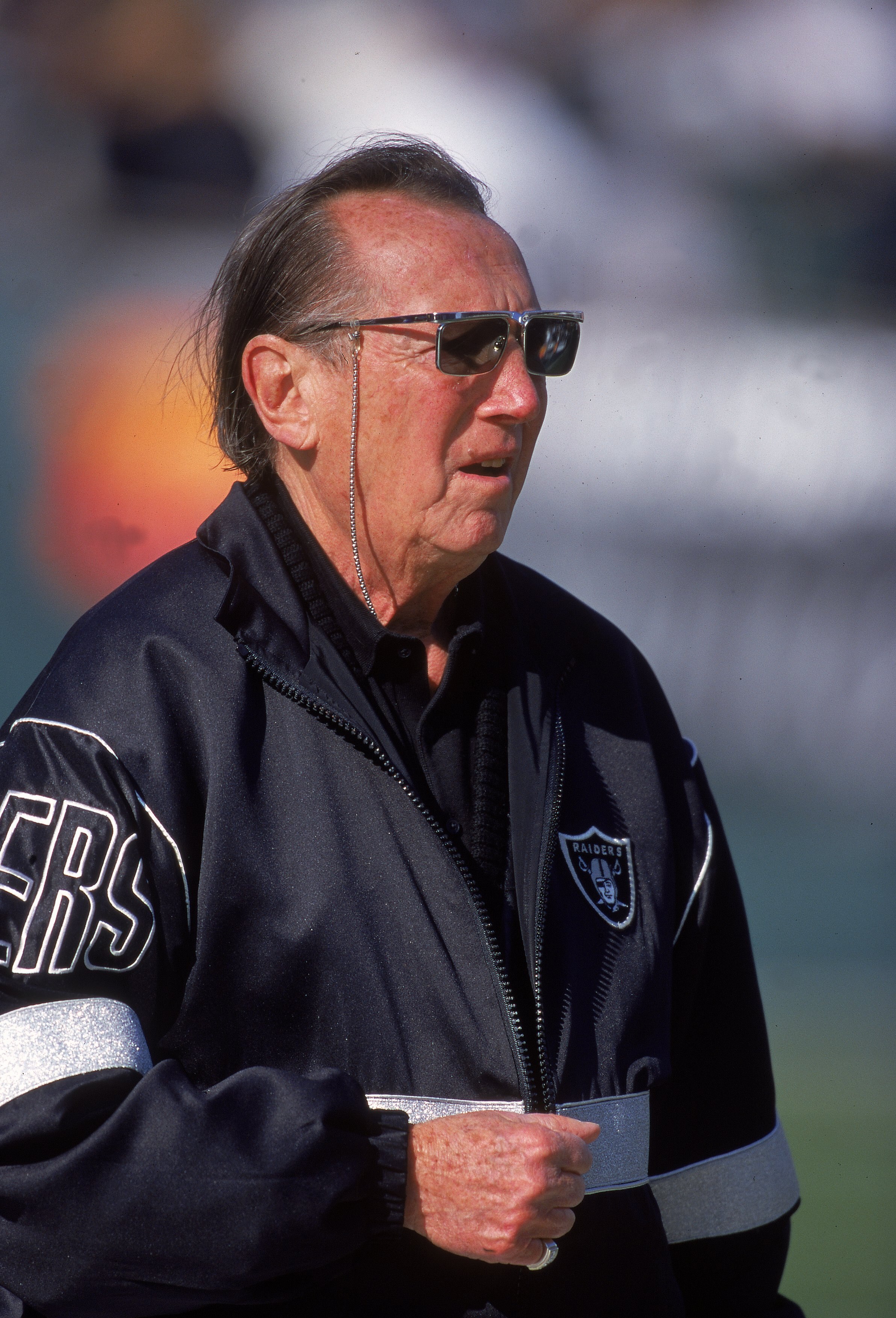 26 Nov 2000:   Al Davis, the owner of the Oakland Raiders, watches the action during the game against the Atlanta Falcons at the Network Associates Coliseum in Oakland, California. The Raiders defeated the Falcons 41-14.Mandatory Credit: Jed Jacobsohn  /A