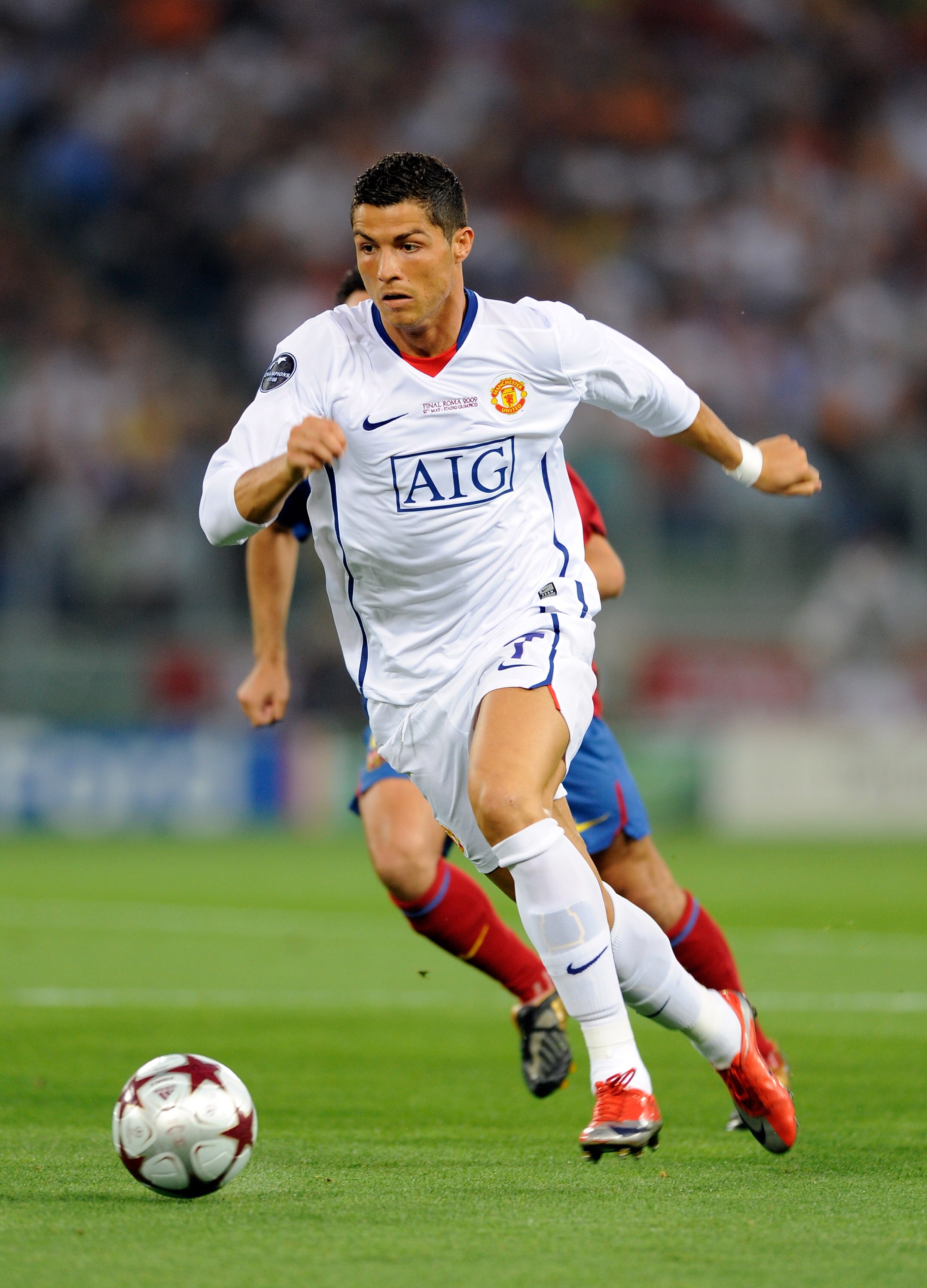 ROME, ITALY - MAY 27:  Cristiano Ronaldo of Manchester United in action during the UEFA Champions League Final match between Barcelona and Manchester United at the Stadio Olimpico on May 27, 2009 in Rome, Italy.  (Photo by Claudio Villa/Getty Images)