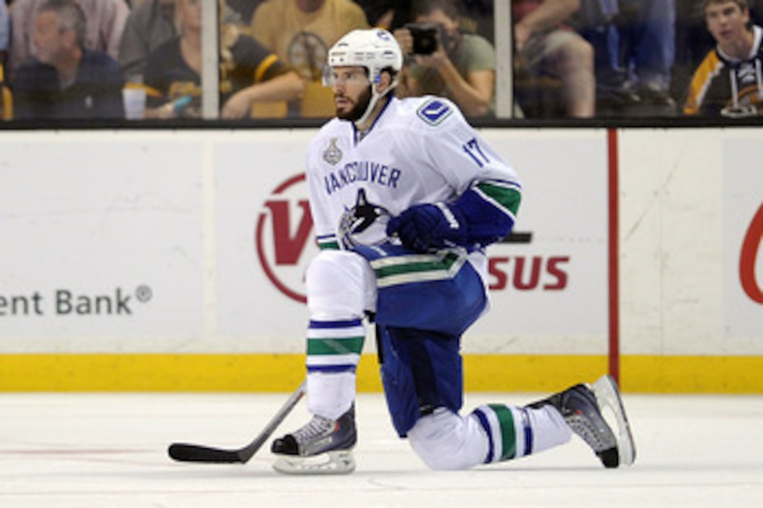 BOSTON, MA - JUNE 08: Ryan Kesler #17 of the Vancouver Canucks kneels on the against the Boston Bruins during Game Four of the 2011 NHL Stanley Cup Final at TD Garden on June 8, 2011 in Boston, Massachusetts. (Photo by Harry How/Getty Images) BOSTON, MA - JUNE 08: Ryan Kesler #17 of the Vancouver Canucks kneels on the against the Boston Bruins during Game Four of the 2011 NHL Stanley Cup Final at TD Garden on June 8, 2011 in Boston, Massachusetts. (Photo by Harry How/Getty Images)