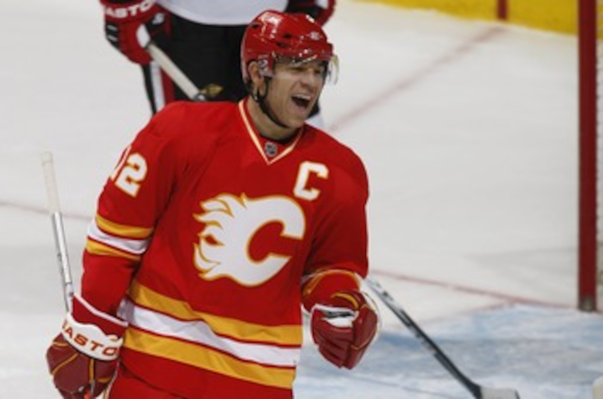 CALGARY, CANADA - FEBRUARY 9: Jarome Iginla #12 of the Calgary Flames skates against the Ottawa Senators on February 9, 2011 at Scotiabank Saddledome in Calgary, Alberta, Canada. (Photo by Dale MacMillan/Getty Images)