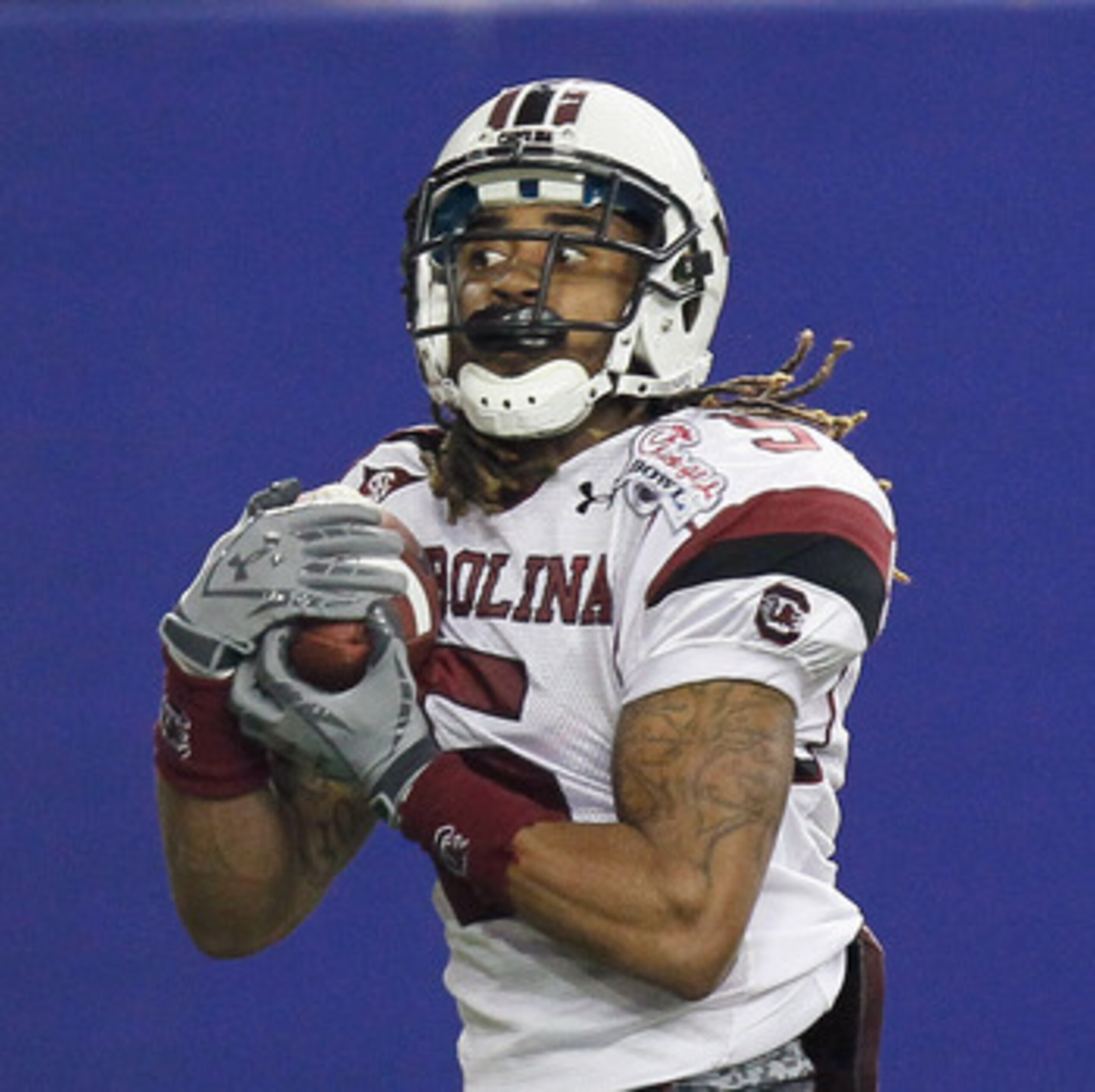 ATLANTA, GA - DECEMBER 31:  Stephon Gilmore #5 of the South Carolina Gamecocks against the Florida State Seminoles during the 2010 Chick-fil-A Bowl at Georgia Dome on December 31, 2010 in Atlanta, Georgia.  (Photo by Kevin C. Cox/Getty Images)