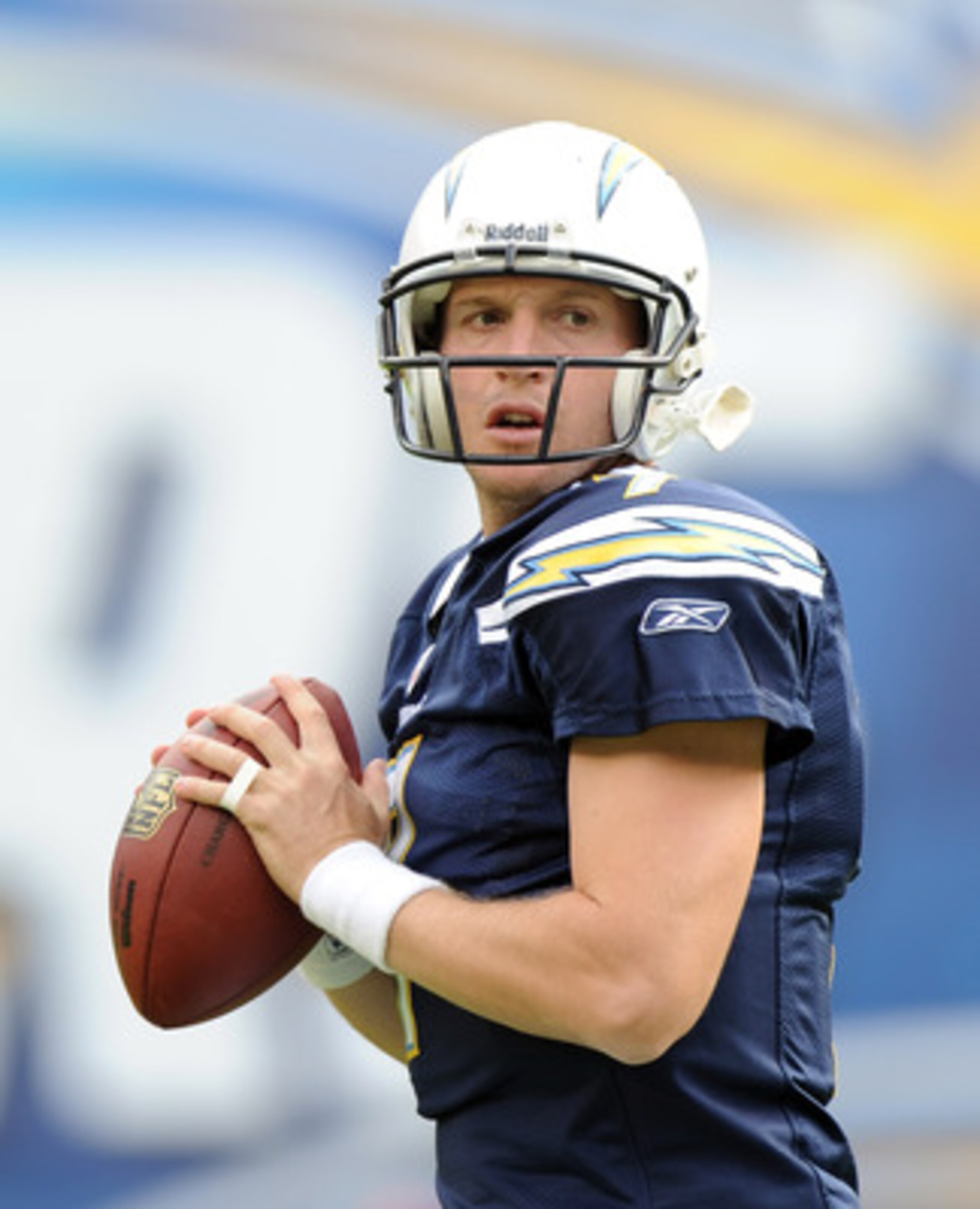 SAN DIEGO - OCTOBER 24:  Billy Volek #7 of the San Diego Chargers during warm up against the New England Patriots at Qualcomm Stadium on October 24, 2010 in San Diego, California.  (Photo by Harry How/Getty Images)
