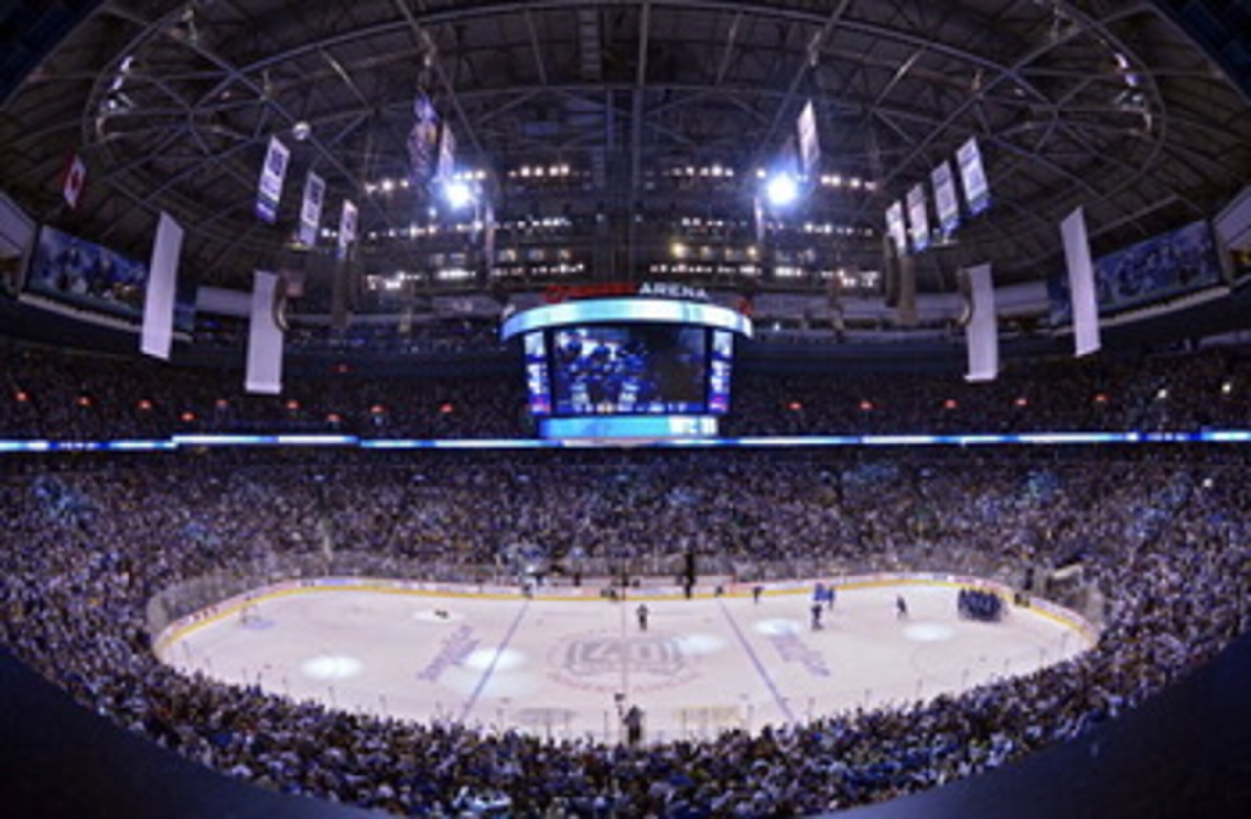 VANCOUVER, BC - JUNE 10:  The Vancouver Canucks play against the Boston Bruins during Game Five of the 2011 NHL Stanley Cup Final at Rogers Arena on June 10, 2011 in Vancouver, British Columbia, Canada.  (Photo by Rich Lam/Getty Images)
