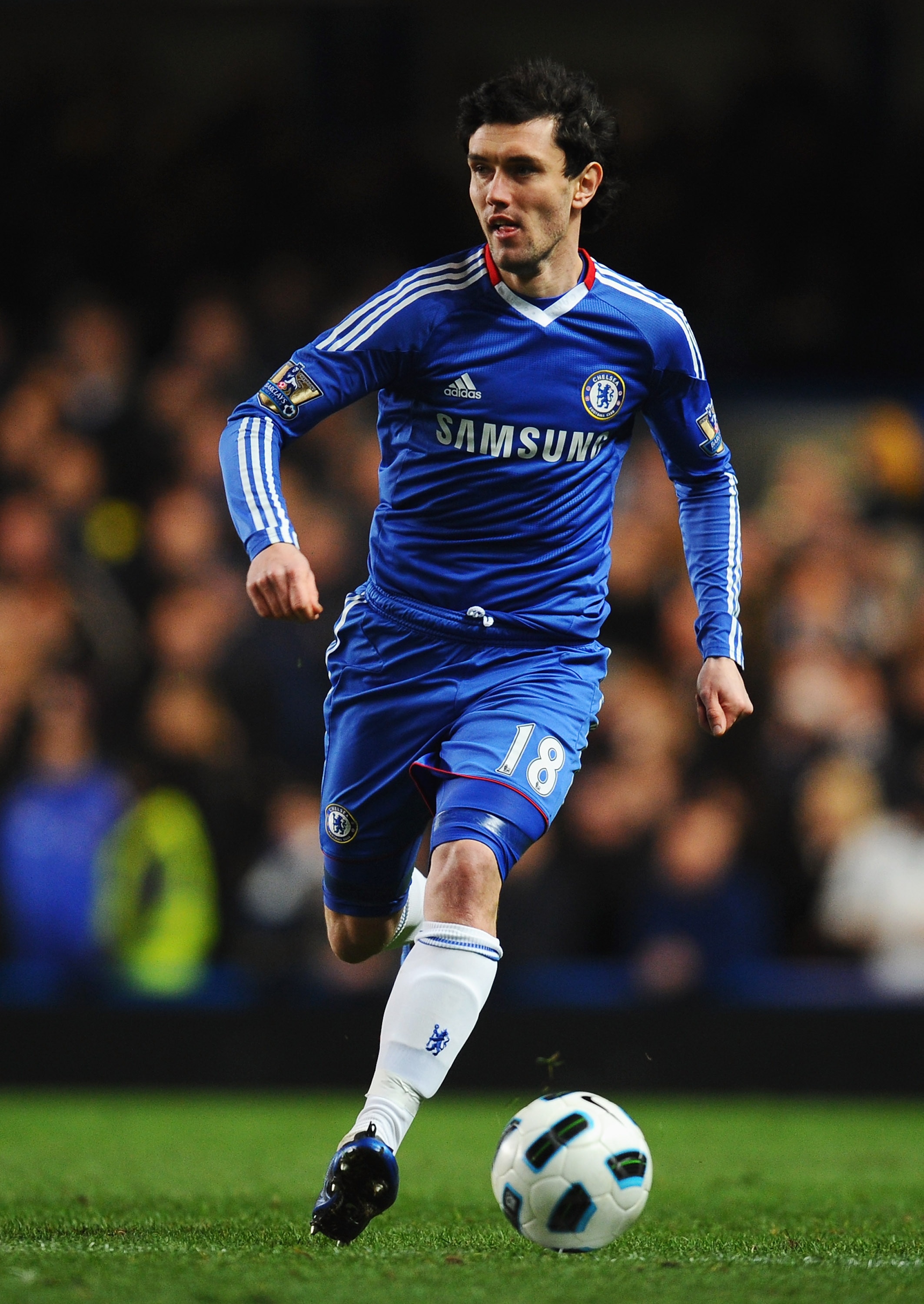 LONDON, ENGLAND - MARCH 01:  Yury Zhirkov of Chelsea in action during the Barclays Premier League match between Chelsea and Manchester United at Stamford Bridge on March 1, 2011 in London, England.  (Photo by Clive Mason/Getty Images)