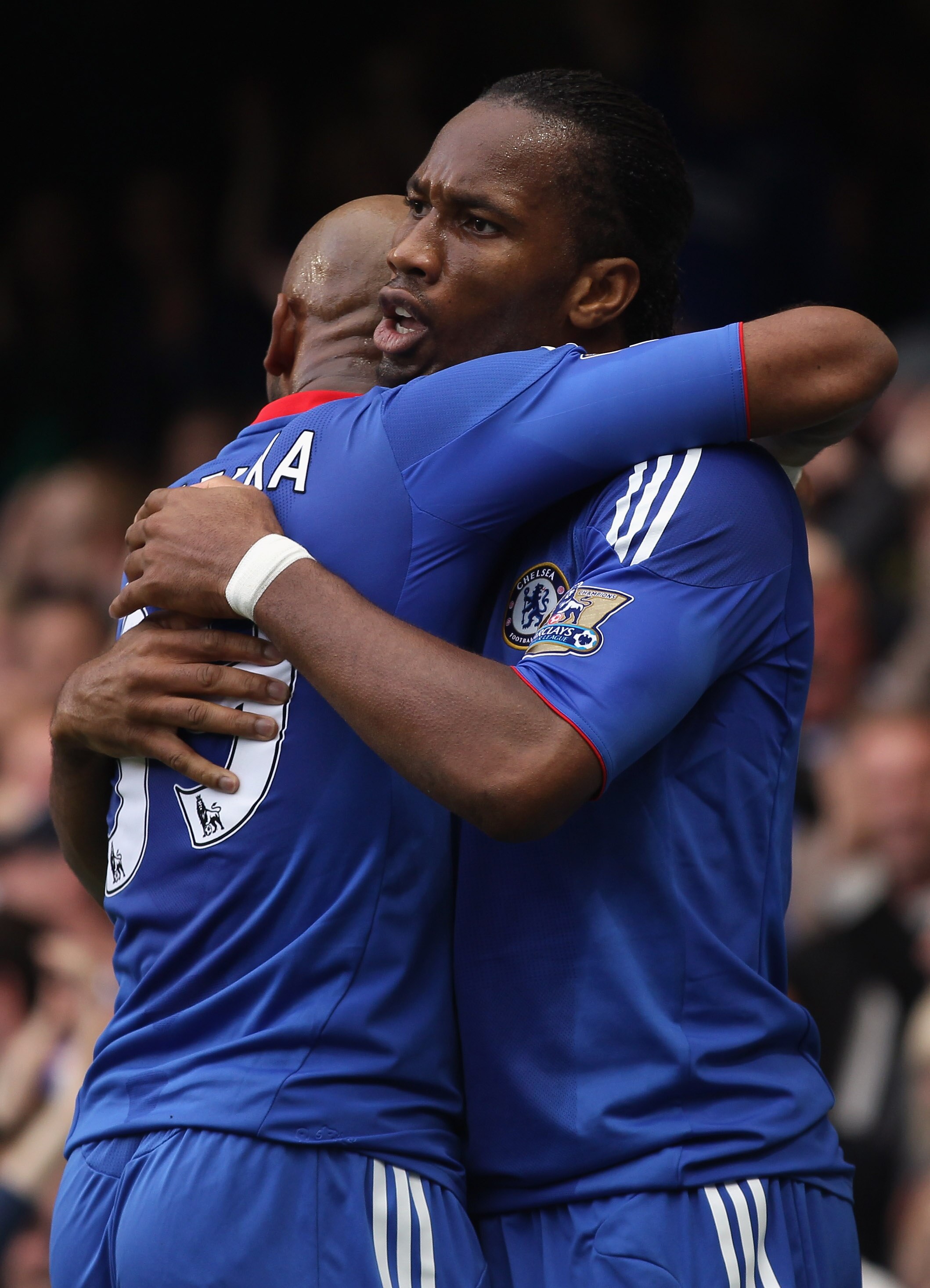 LONDON, ENGLAND - OCTOBER 03:  Didier Drogba of Chelsea celebrates with team mate Nicolas Anelka after scoring during the Barclays Premier League match between Chelsea and Arsenal at Stamford Bridge on October 3, 2010 in London, England.  (Photo by Bryn L