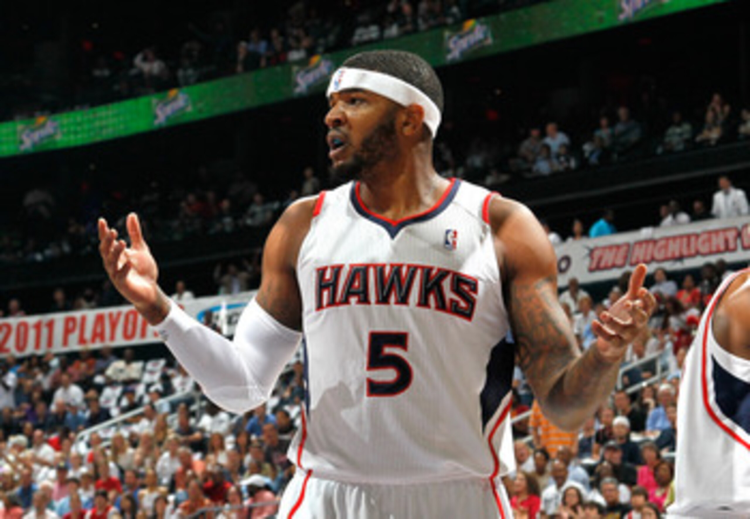 ATLANTA, GA - MAY 08: Josh Smith #5 of the Atlanta Hawks against the Chicago Bulls in Game Four of the Eastern Conference Semifinals in the 2011 NBA Playoffs at Phillips Arena on May 8, 2011 in Atlanta, Georgia. NOTE TO USER: User expressly acknowledges ATLANTA, GA - MAY 08: Josh Smith #5 of the Atlanta Hawks against the Chicago Bulls in Game Four of the Eastern Conference Semifinals in the 2011 NBA Playoffs at Phillips Arena on May 8, 2011 in Atlanta, Georgia. NOTE TO USER: User expressly acknowledges