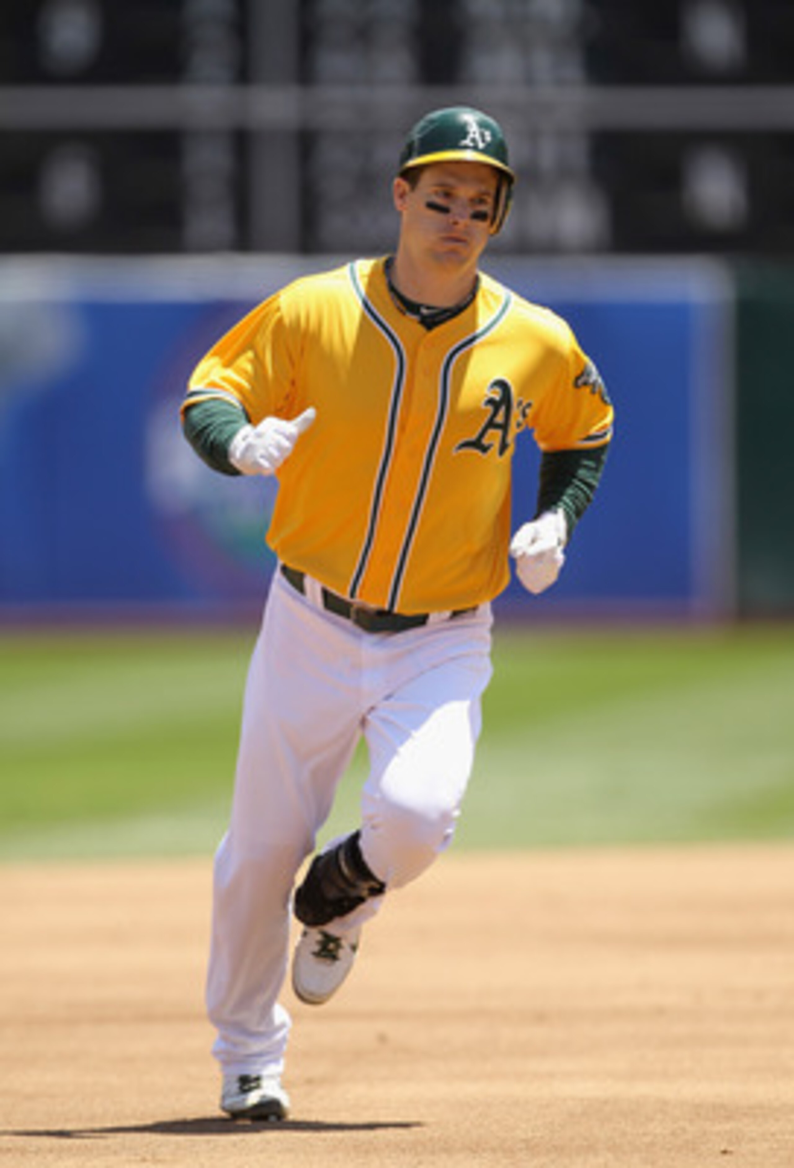 OAKLAND, CA - JUNE 01:  Josh Willingham #16 of the Oakland Athletics rounds the bases after he hit a two run home run in the first inning against the New York Yankees at Oakland-Alameda County Coliseum on June 1, 2011 in Oakland, California.  (Photo by Ez