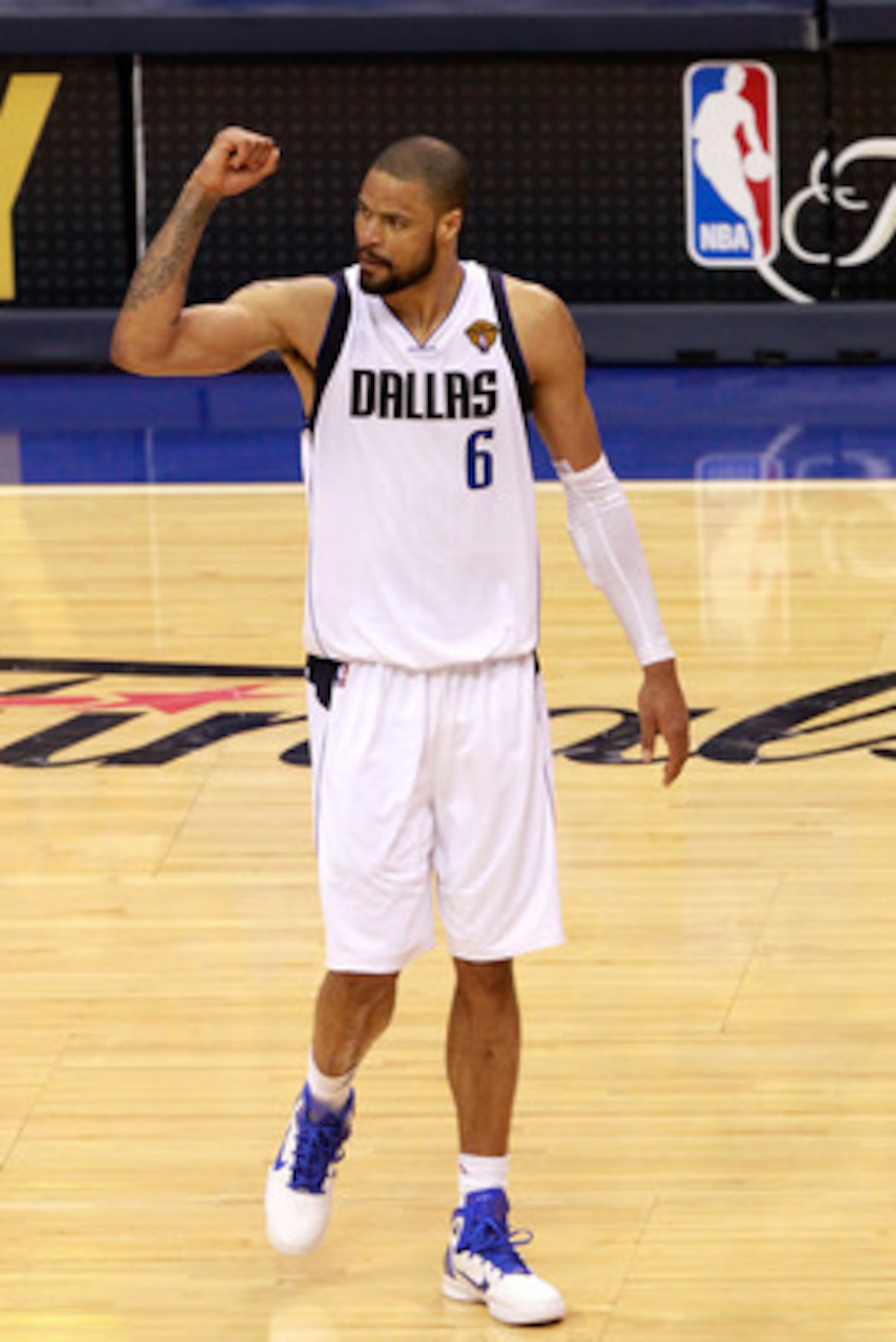 DALLAS, TX - JUNE 09:  Tyson Chandler #6 of the Dallas Mavericks celebrates the Mavericks 112-103 win against the Miami Heat in Game Five of the 2011 NBA Finals at American Airlines Center on June 9, 2011 in Dallas, Texas.  NOTE TO USER: User expressly ac