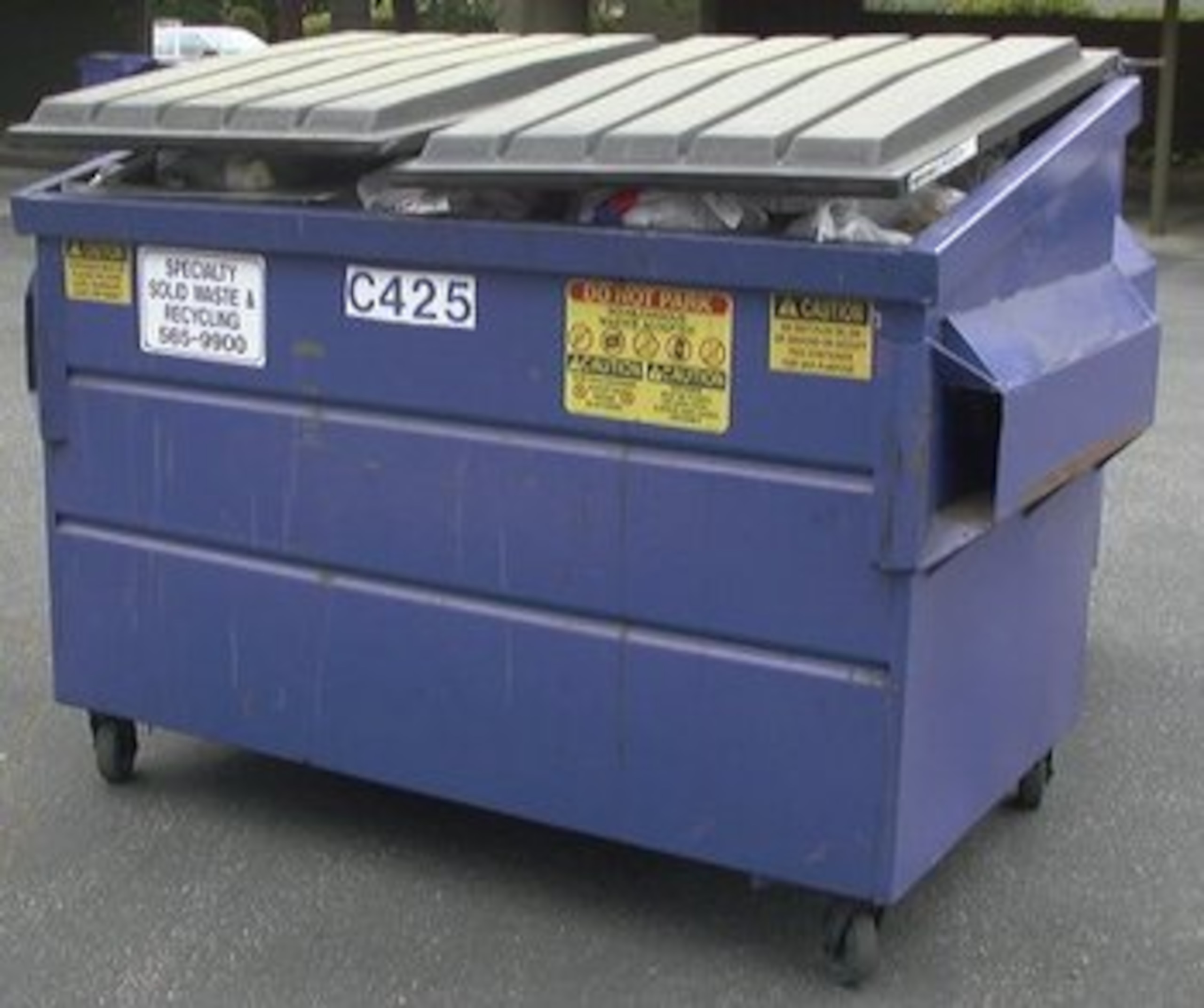 http://upload.wikimedia.org/wikipedia/commons/4/4c/Dumpster-non.JPG