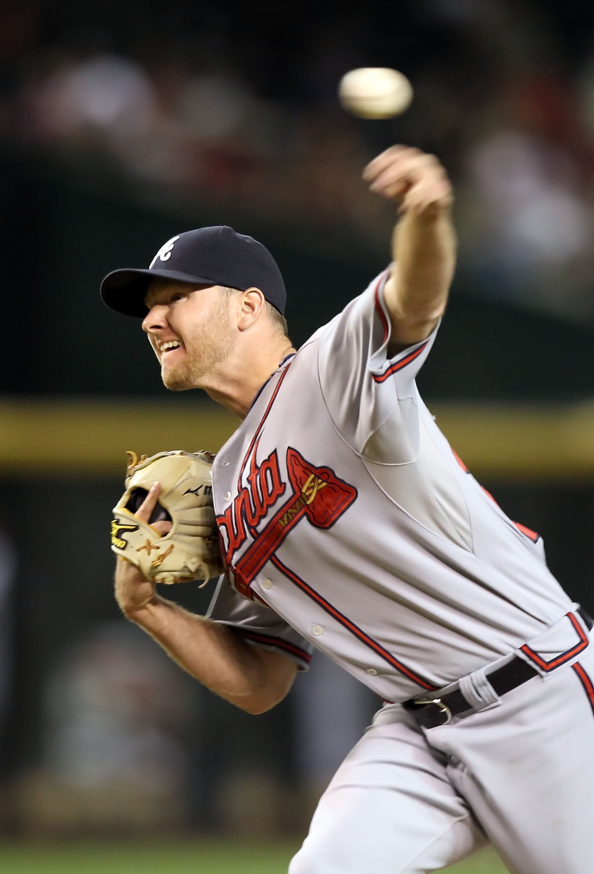 PHOENIX - JUNE 08:  Relief pitcher Jonny Venters #39 of the Atlanta Braves pitches against the Arizona Diamondbacks during the Major League Baseball game at Chase Field on June 8, 2010 in Phoenix, Arizona.  The Braves defeated the Diamondbacks 11-7.  (Pho