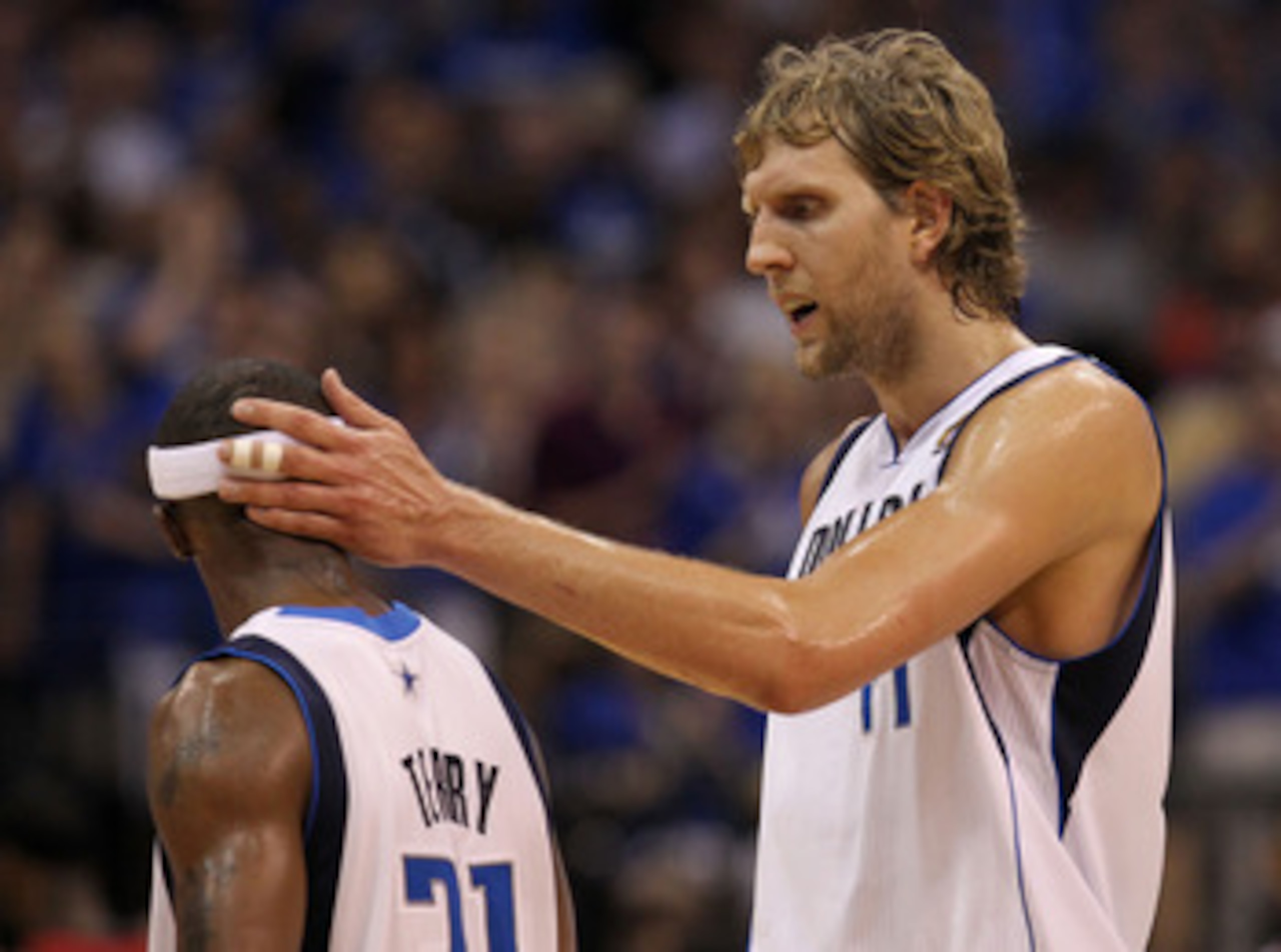 DALLAS, TX - JUNE 07:  Dirk Nowitzki #41 (R) and Jason Terry #31 of the Dallas Mavericks talk on court in the fourth quarter against the Miami Heat in Game Four of the 2011 NBA Finals at American Airlines Center on June 7, 2011 in Dallas, Texas. NOTE TO U