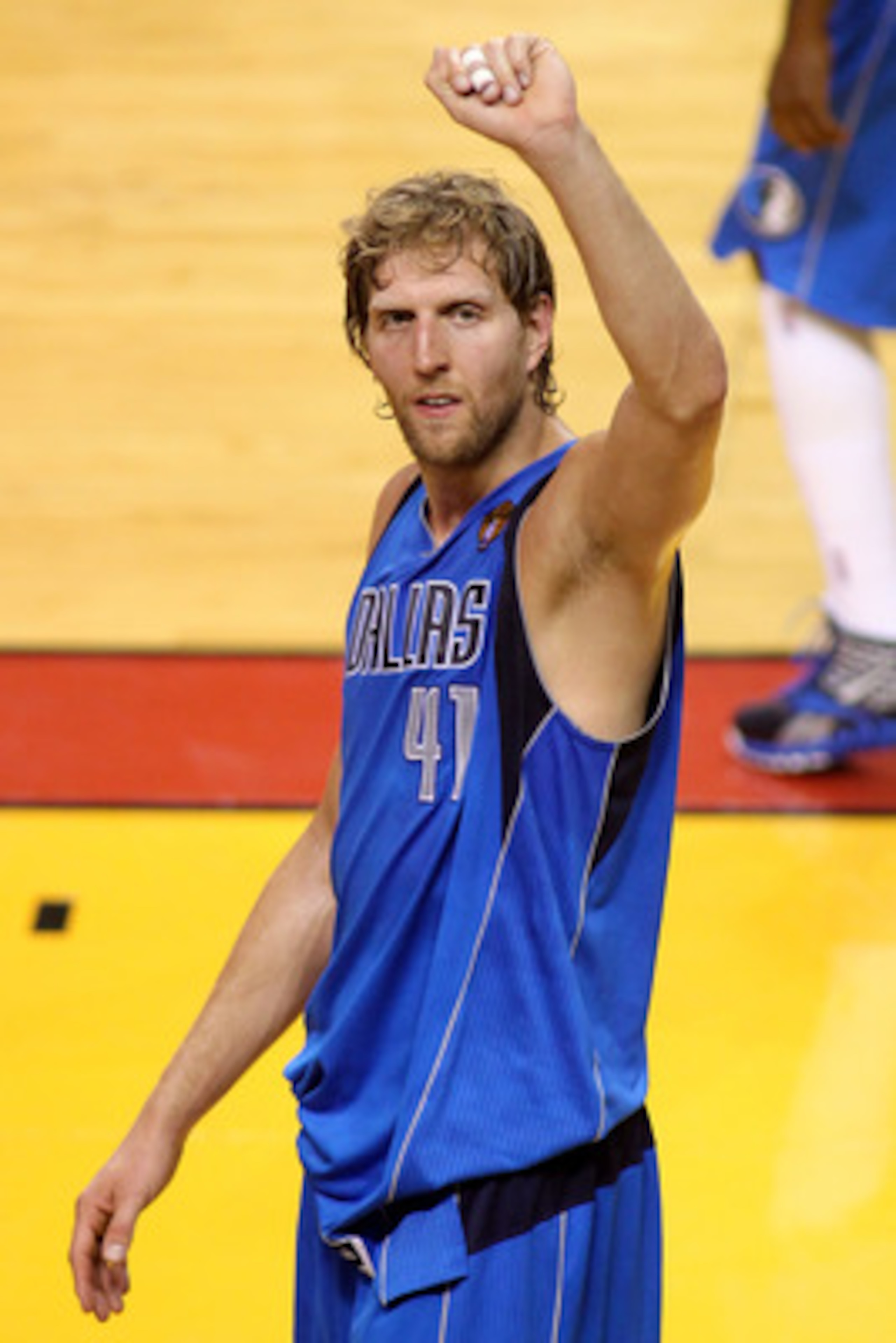 MIAMI, FL - JUNE 12:  Dirk Nowitzki #41 of the Dallas Mavericks reacts late in the fourth quarter before defeating the Miami Heat 105-95 in Game Six of the 2011 NBA Finals at American Airlines Arena on June 12, 2011 in Miami, Florida. NOTE TO USER: User e