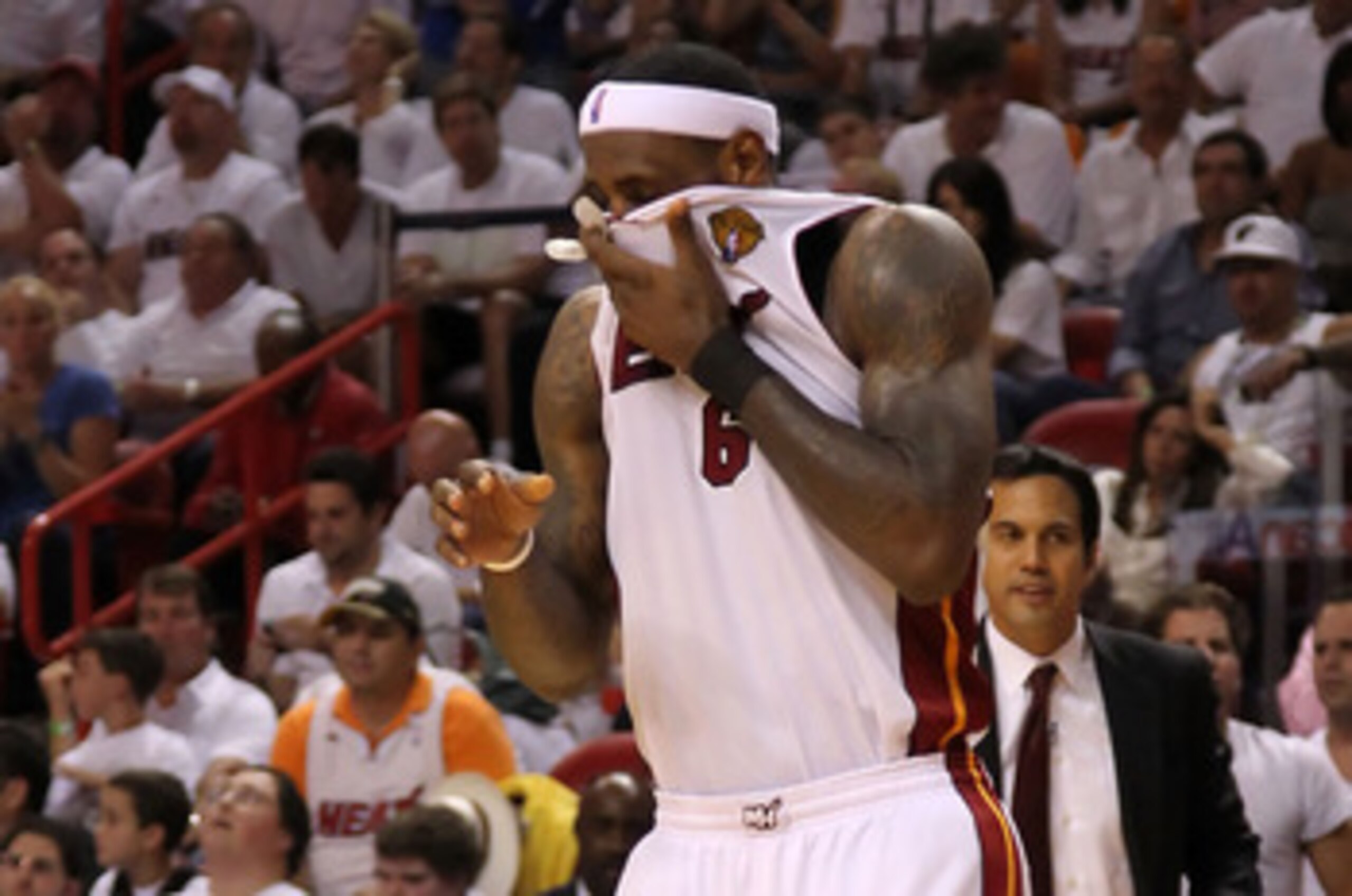 MIAMI, FL - JUNE 12:  LeBron James #6 of the Miami Heat stands on court against the Dallas Mavericks in Game Six of the 2011 NBA Finals at American Airlines Arena on June 12, 2011 in Miami, Florida. NOTE TO USER: User expressly acknowledges and agrees tha