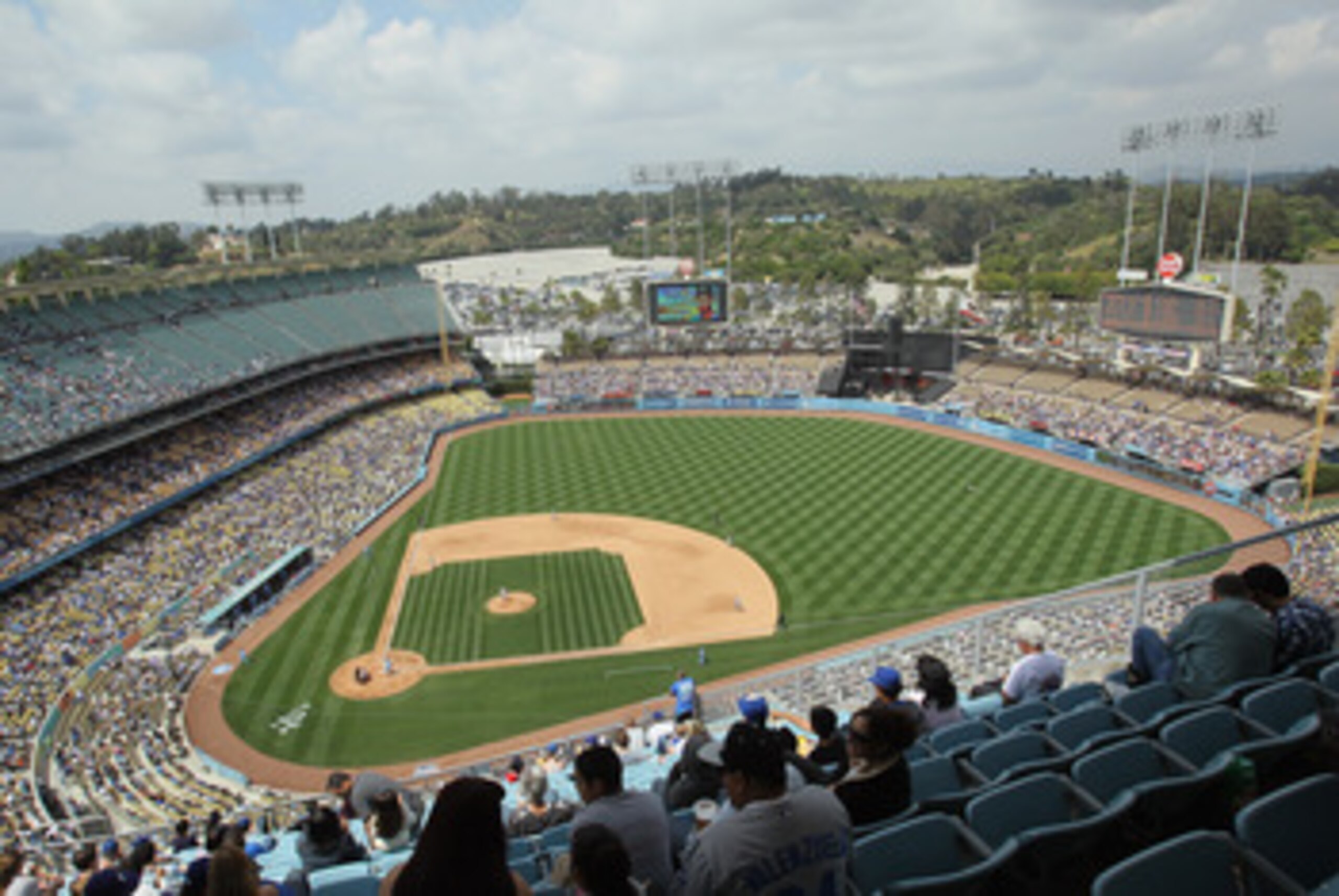 LOS ANGELES, CA - APRIL 21:  A general view of Dodger Stadium is seen during the game between the Atlanta Braves and the Los Angeles Dodgers on April 21, 2011 in Los Angeles, California.  (Photo by Jeff Gross/Getty Images)