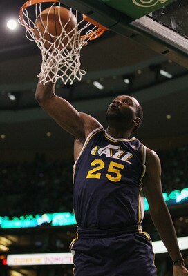 BOSTON, MA - JANUARY 21:  Al Jefferson #25 of the Utah Jazz dunks the ball in the first quarter against the Boston Celtics  on January 21, 2011 at the TD Garden in Boston, Massachusetts.  NOTE TO USER: User expressly acknowledges and agrees that, by downl