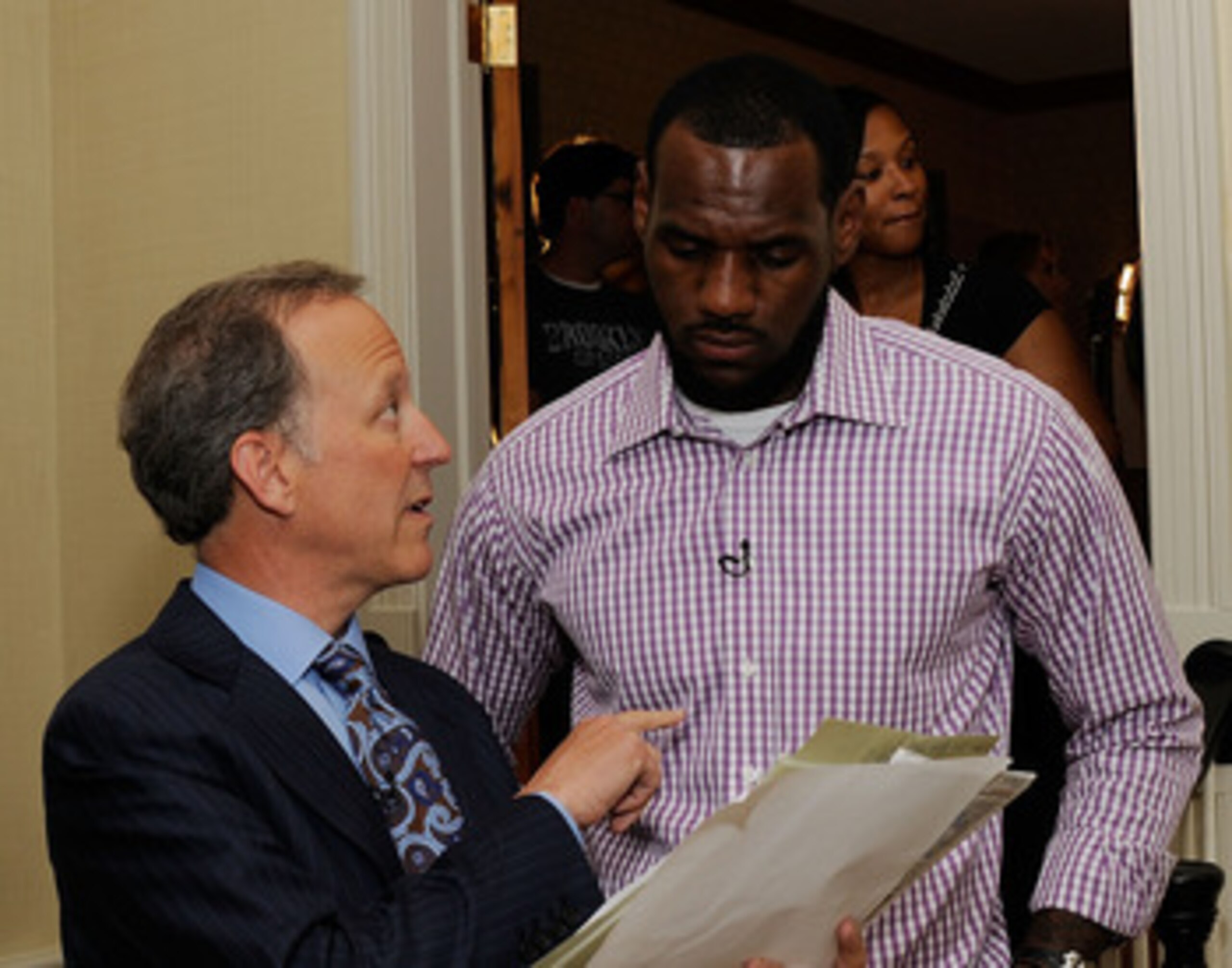 GREENWICH, CT - JULY 08:  (EXCLUSIVE COVERAGE)  Jim Gray of ESPN speaks with LeBron James at attends the LeBron James Pre Decision Meet and Greet on July 8, 2010 in Greenwich, Connecticut. Proceeds from tonight's 2.5 million dollar event will be donated t