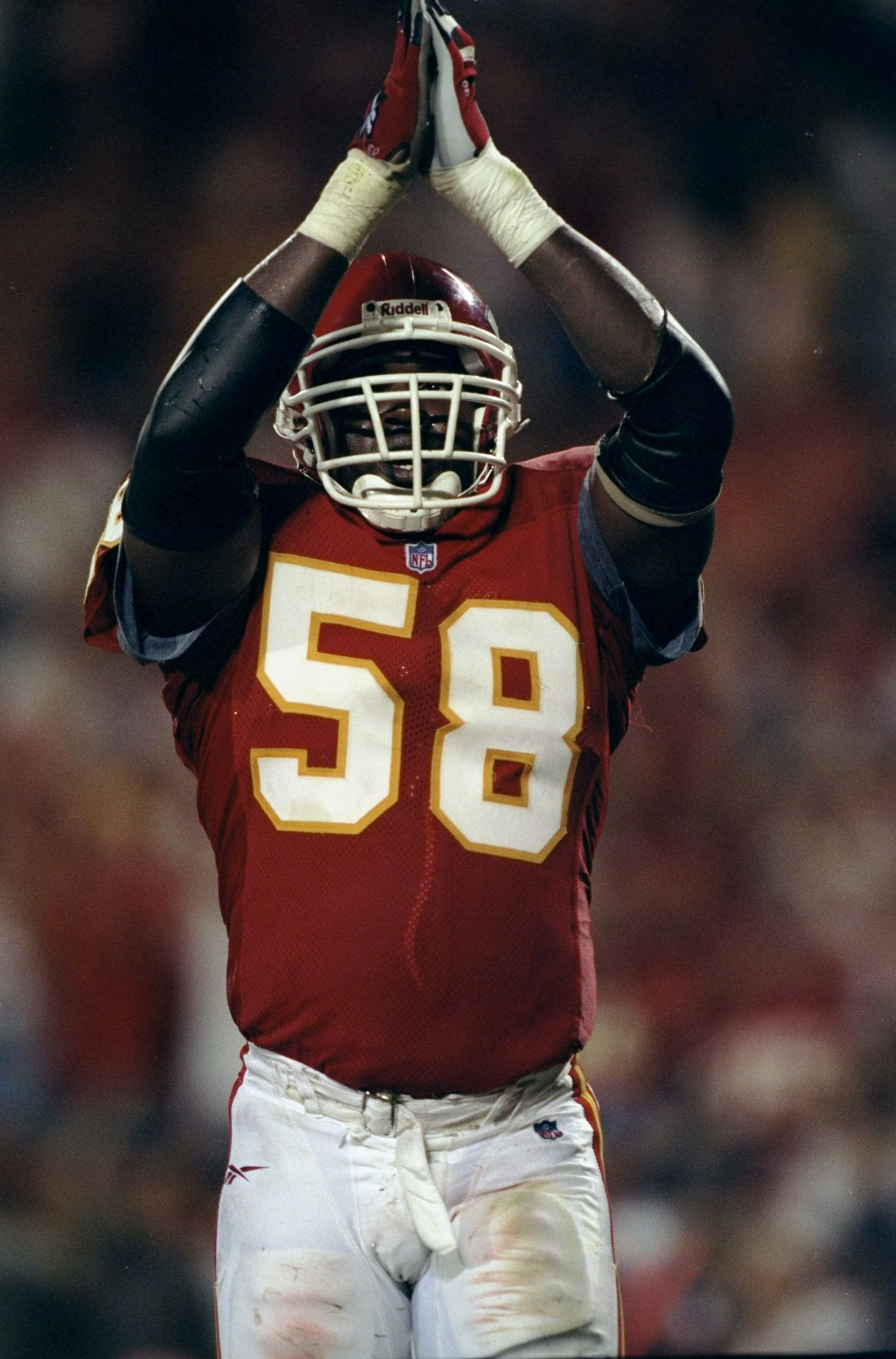 6 Sep 1998:  Derrick Thomas #58 of the Kansas City Chiefs gestures during a game against the Oakland Raiders at the Arrowhead Stadium in Kansas City, Missouri. The Chiefs defeated the Raiders 28-8. Mandatory Credit: Brian Bahr  /Allsport