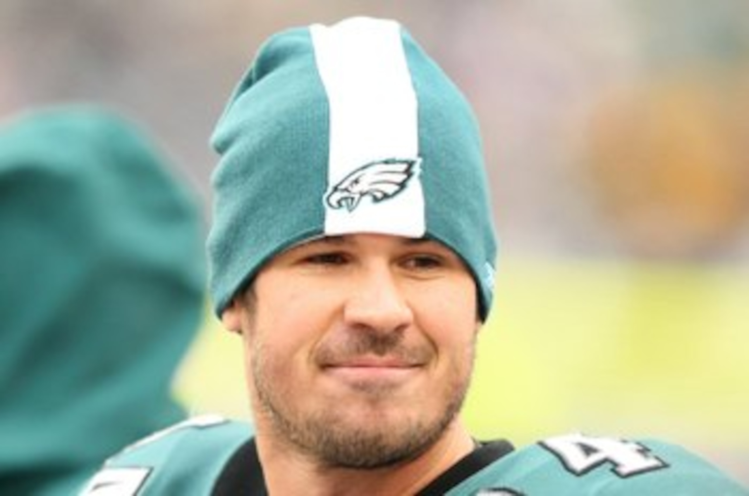 PHILADELPHIA - NOVEMBER 18:  A.J. Feeley  #14 of the Philadelphia Eagles looks on during the NFL game against the Miami Dolphins at Lincoln Financial Field on November 18, 2007 in Philadelphia, Pennsylvania. (Photo by Al Bello/Getty Images)