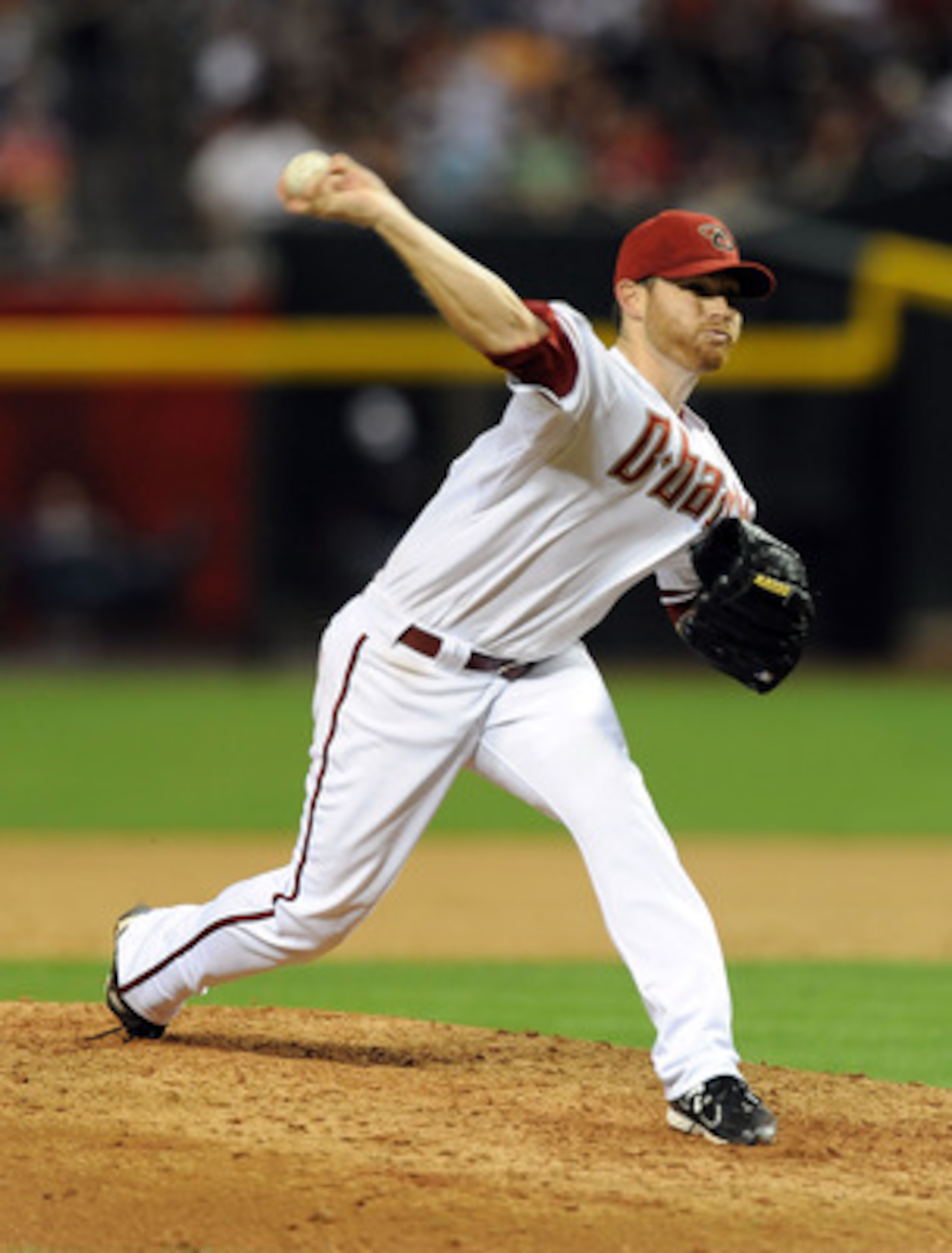 PHOENIX - MAY 20:  Ian Kennedy #31 of the Arizona Diamondbacks delivers a pitch against the Minnesota Twins at Chase Field on May 20, 2011 in Phoenix, Arizona.  (Photo by Norm Hall/Getty Images)