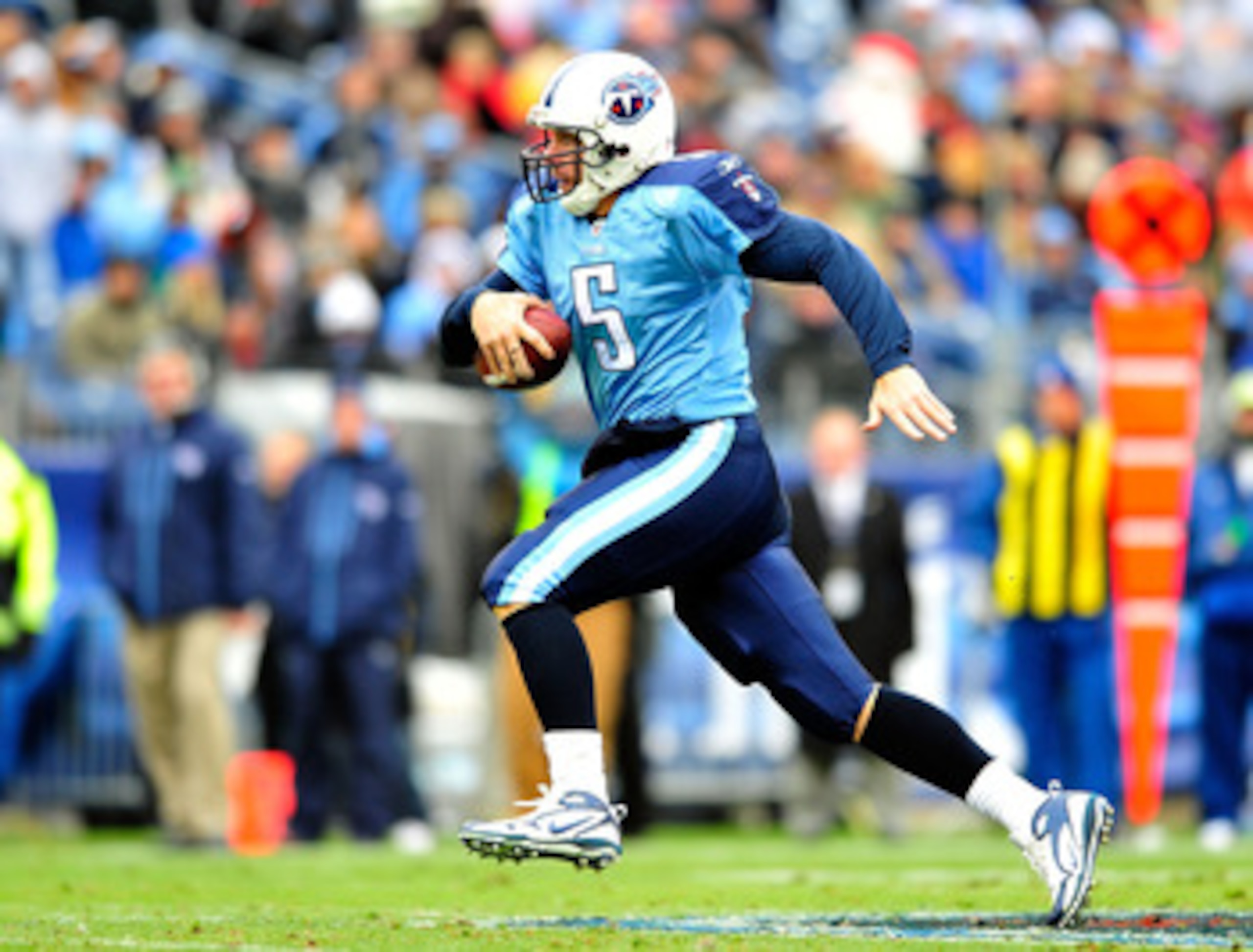 NASHVILLE, TN - DECEMBER 05:  Quarterback Kerry Collins #5 of the Tennessee Titans runs after being flushed out of the pocket by the Jacksonville Jaguars at LP Field on December 5, 2010 in Nashville, Tennessee. The Jaguars won 17-6. (Photo by Grant Halver