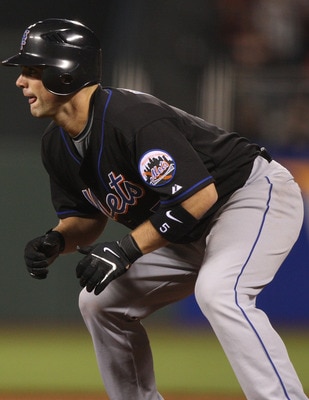 SAN FRANCISCO - MAY 14:  David Wright #5 of the New York Mets prepares to steal a base against the San Francisco Giants during a Major League Baseball game on May 14, 2009 at AT&T Park in San Francisco, California.  (Photo by Jed Jacobsohn/Getty Images)