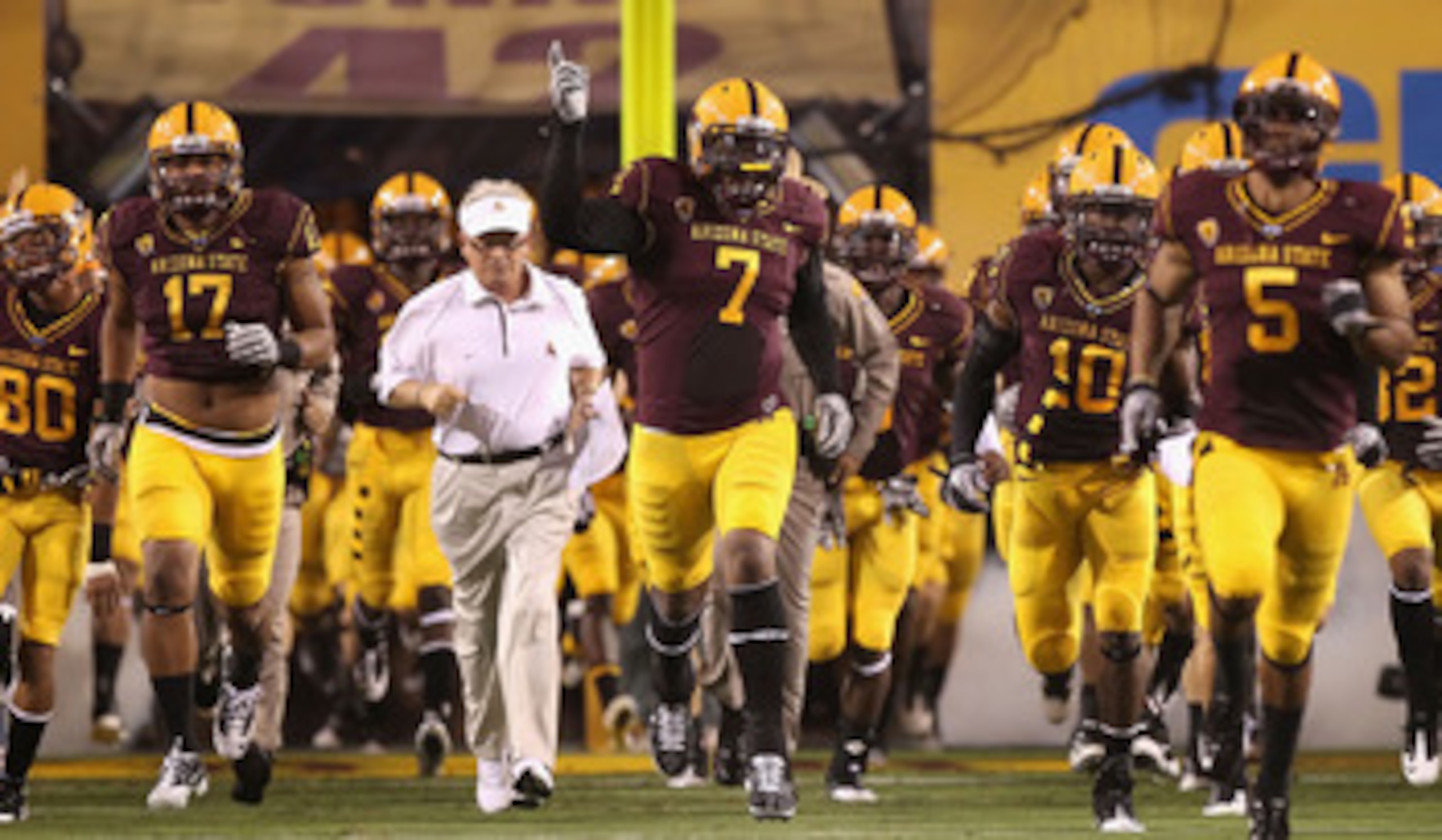 TEMPE, AZ - SEPTEMBER 04:  Runningback Cameron Marshall #26 of the Arizona State Sun Devils rushes the ball for a 50 yard touchdown against the Portland State Vikings during the first quarter of the college football game at Sun Devil Stadium on September