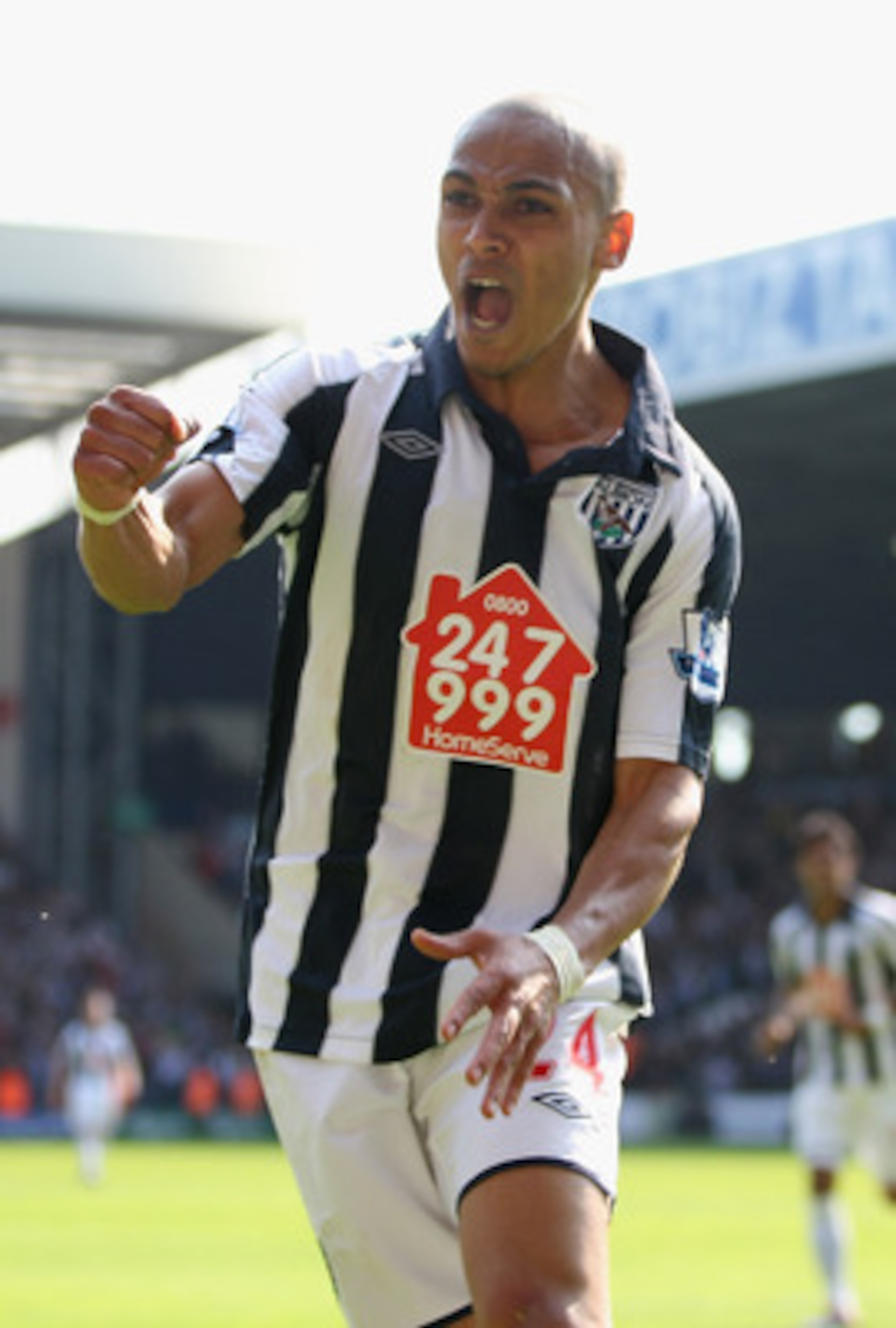 WEST BROMWICH, ENGLAND - APRIL 30:  Peter Odemwingie of West Brom celebrates scoring his sides equalising goal during the Barclays Premier League match between West Bromwich Albion and Aston Villa at The Hawthorns on April 30, 2011 in West Bromwich, Engla