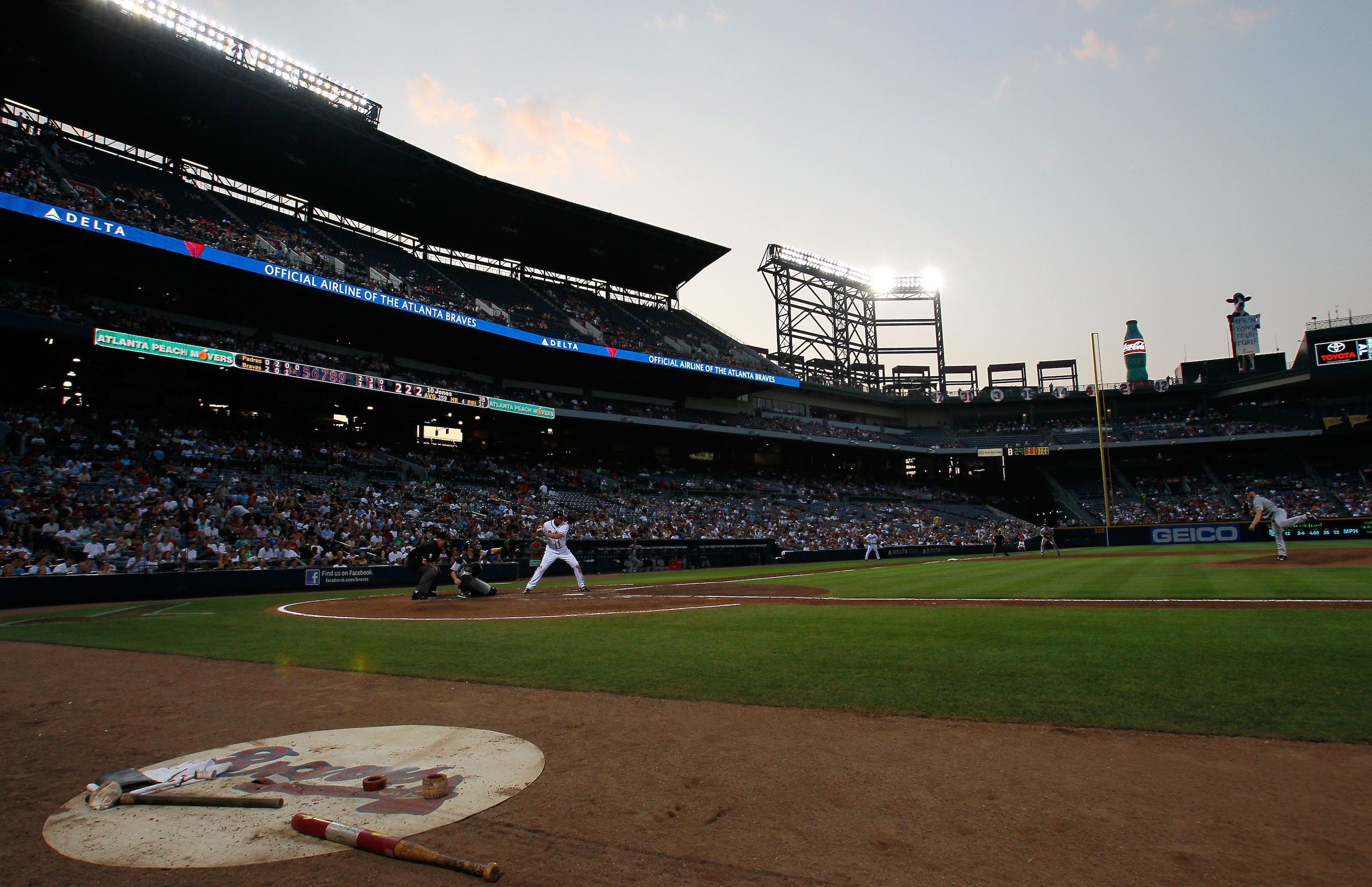 ATLANTA, GA - JUNE 01: A general view of the Turner Field during the game between the Atlanta Braves and the San Diego Padres on June 1, 2011 in Atlanta, Georgia. (Photo by Kevin C. Cox/Getty Images) ATLANTA, GA - JUNE 01: A general view of the Turner Field during the game between the Atlanta Braves and the San Diego Padres on June 1, 2011 in Atlanta, Georgia. (Photo by Kevin C. Cox/Getty Images)