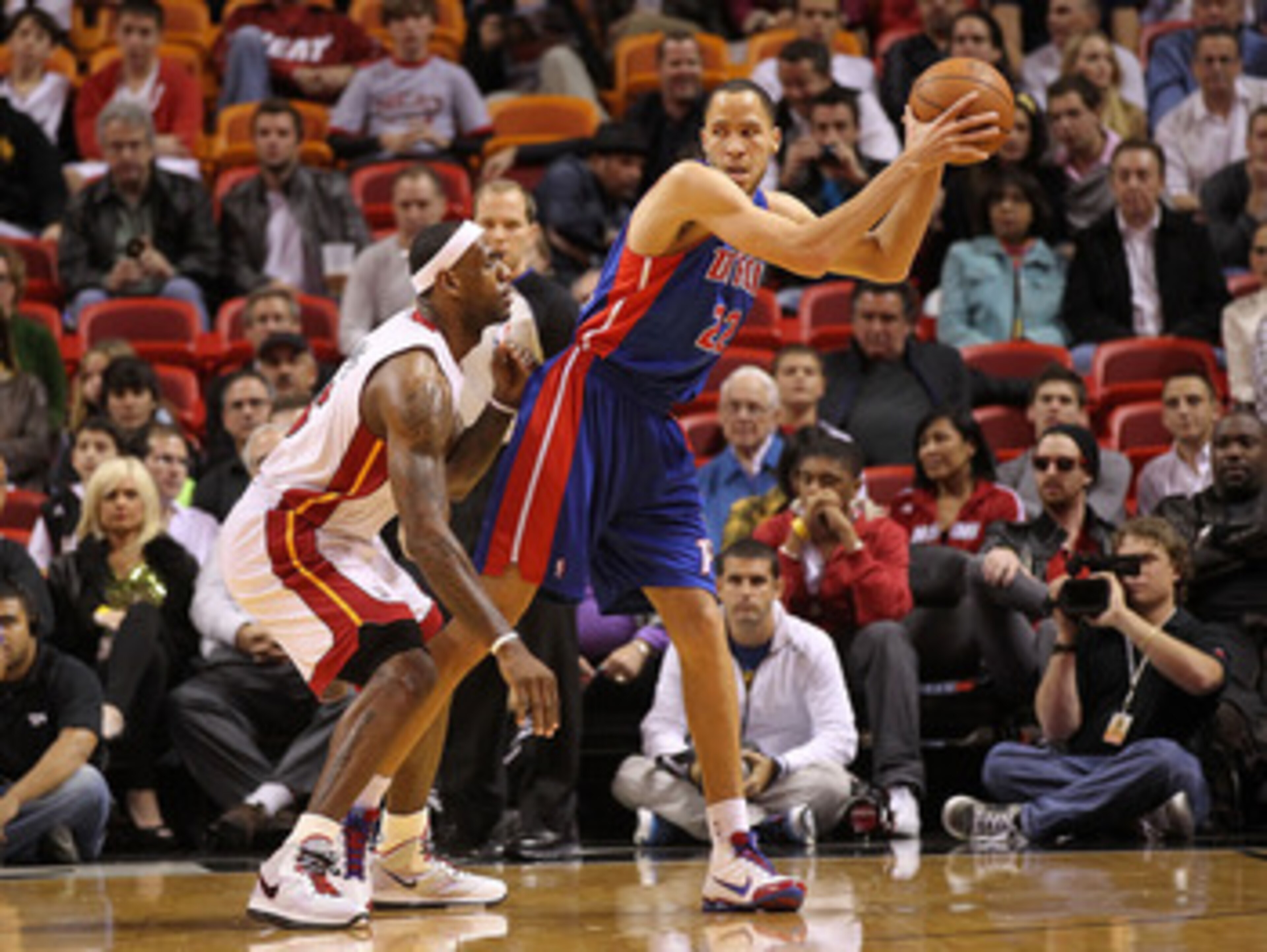 MIAMI, FL - JANUARY 28: Tayshaun Prince #22 of of the Detroit Pistons posts up LeBron James #6 of the Miami Heat during a game at American Airlines Arena on January 28, 2011 in Miami, Florida. NOTE TO USER: User expressly acknowledges and agrees that, by MIAMI, FL - JANUARY 28: Tayshaun Prince #22 of of the Detroit Pistons posts up LeBron James #6 of the Miami Heat during a game at American Airlines Arena on January 28, 2011 in Miami, Florida. NOTE TO USER: User expressly acknowledges and agrees that, by