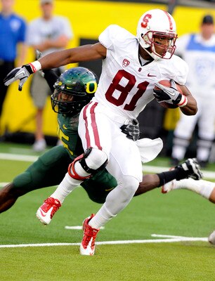 EUGENE, OR - OCTOBER 2: Wide receiver Chris Owusu #81 of the Stanford Cardinal looks for some running room  as he returns a kick in the second quarter of the game against the Oregon Ducks at Autzen Stadium on October 2, 2010 in Eugene, Oregon. Oregon won