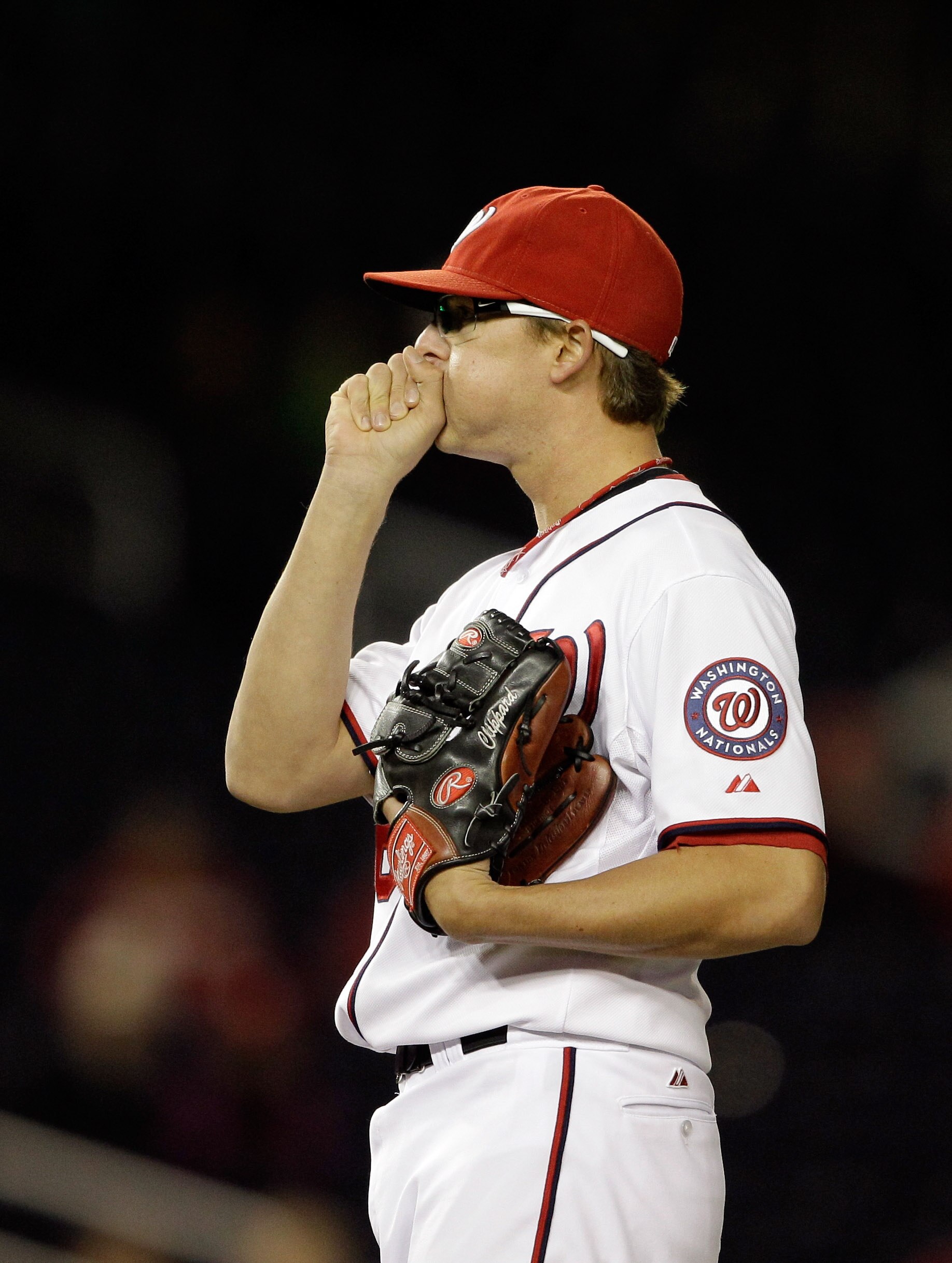 WASHINGTON, DC - APRIL 12: Pitcher Tyler Clippard #36 of the Washington Nationals during the eighth inning against the Philadelphia Phillies at Nationals Park on April 12, 2011 in Washington, DC. (Photo by Rob Carr/Getty Images)