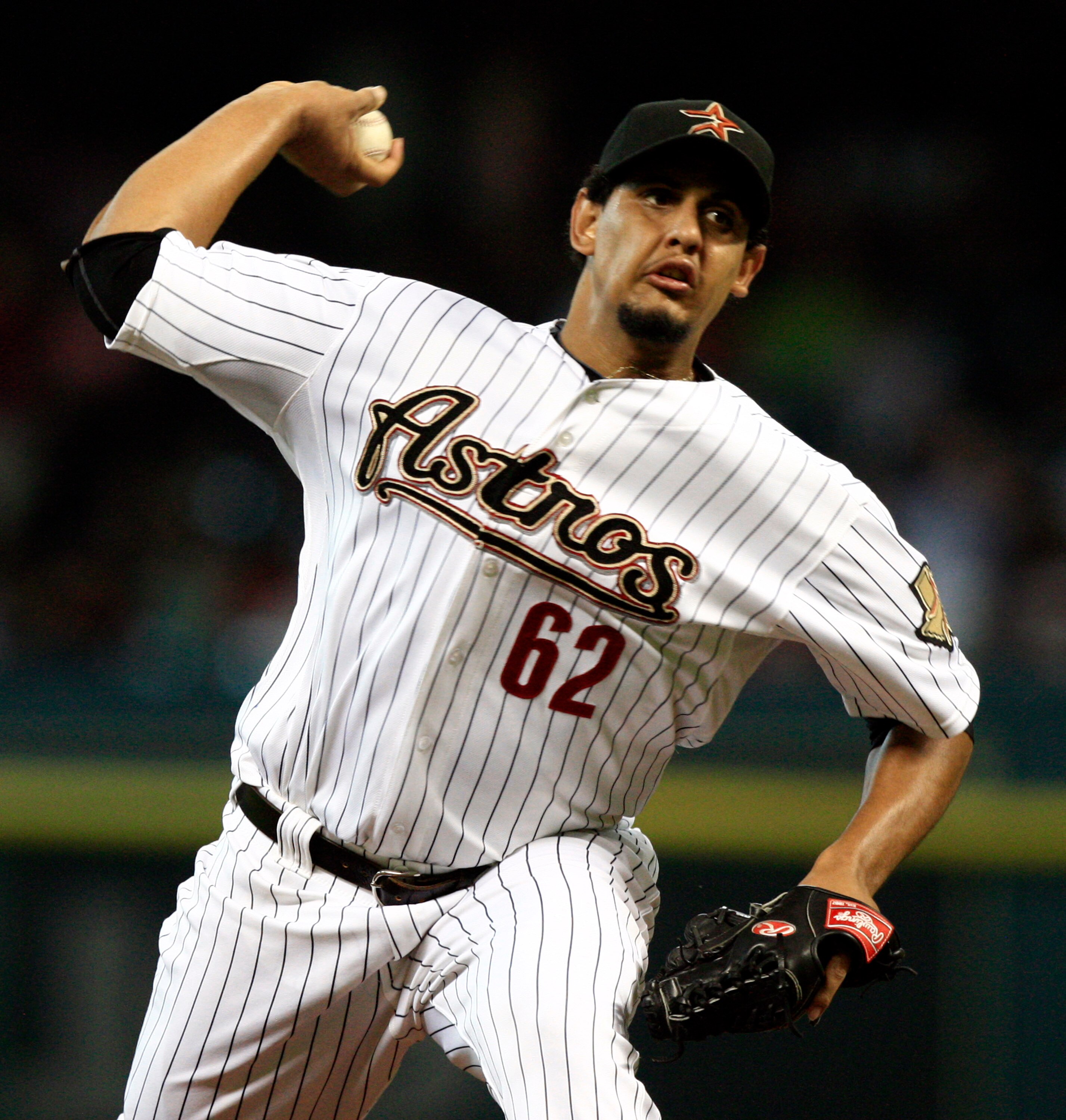 HOUSTON - JUNE 10:  Pitcher Aneury Rodriguez #62 of the Houston Astros throws against the Atlanta Braves in the first inning at Minute Maid Park on June 10, 2011 in Houston, Texas.  (Photo by Bob Levey/Getty Images)