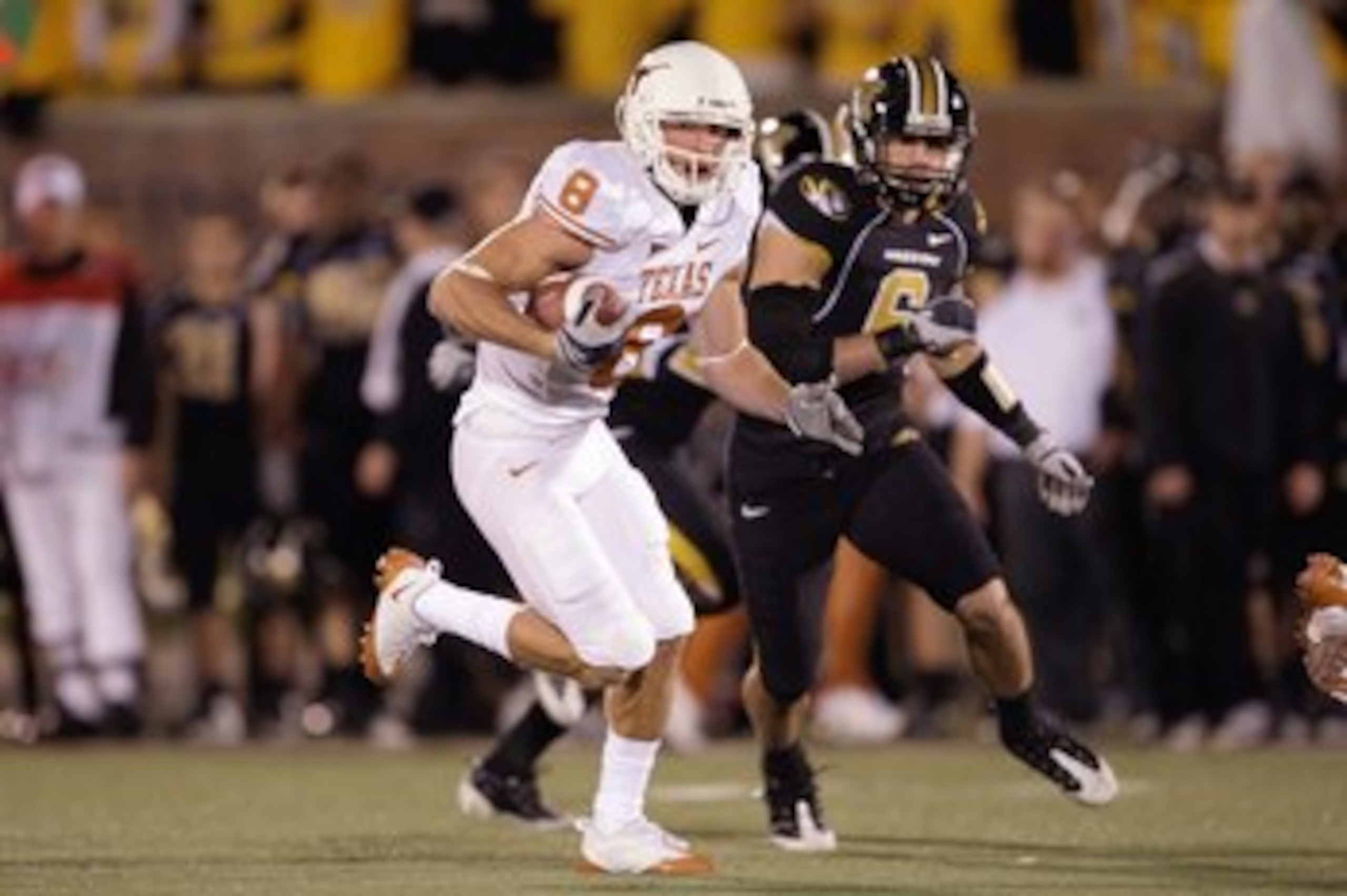 COLUMBIA, MO - OCTOBER 24: Jordan Shipley #8 of the Texas Longhorns carries the ball during the game against the Missouri Tigers on October 24, 2009 at Faurot Field/Memorial Stadium in Columbia, Missouri. (Photo by Jamie Squire/Getty Images)