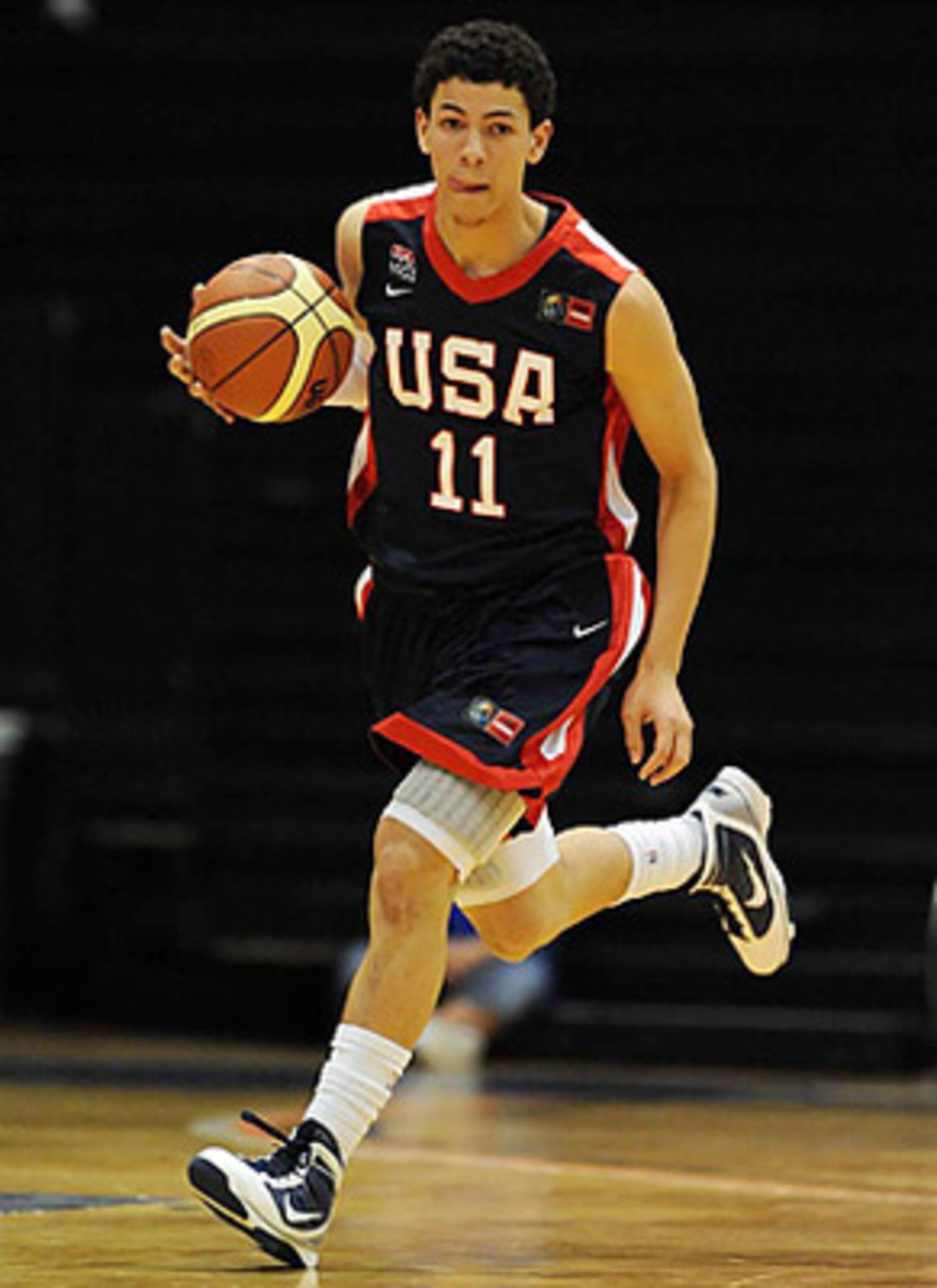 http://i.cdn.turner.com/si/2010/writers/luke_winn/07/02/rivers.notes/austin-rivers.jpg