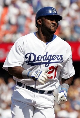 LOS ANGELES - APRIL 12:  Milton Bradley #21 of the Los Angeles Dodgers runs the bases during the Dodgers home opener against the San Francisco Giants at Dodger Stadium on April 12, 2005 in Los Angeles, California. The Dodgers defeated the Giants 9-8.(Phot