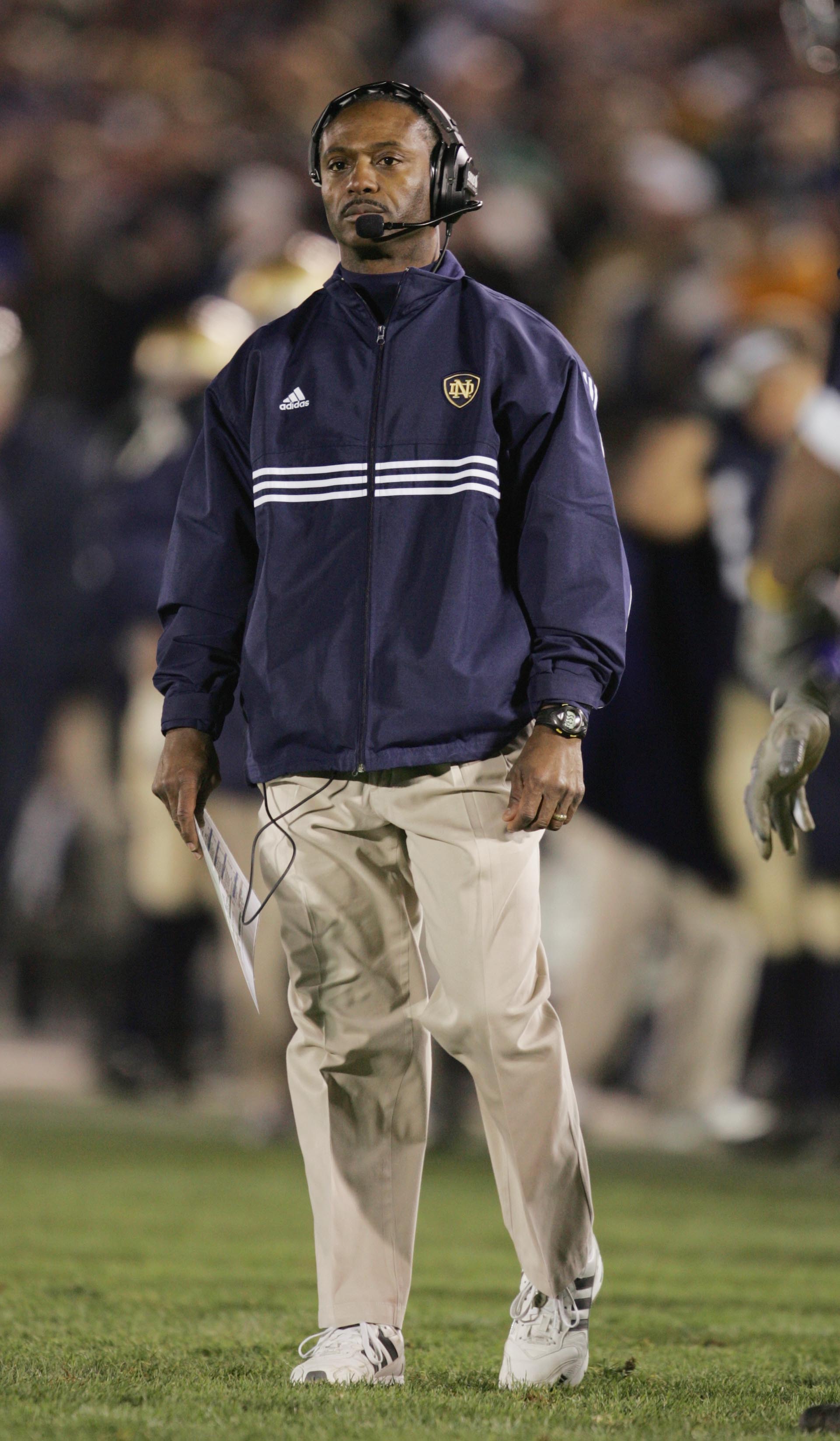 SOUTH BEND, IN - NOVEMBER 13:  Head coach Tyrone Willingham of the University of Notre Dame Fighting Irish watches the game against the University of Pittsburgh Panthers on November 13, 2004 at Notre Dame Stadium in South Bend, Indiana. Pittsburg defeated