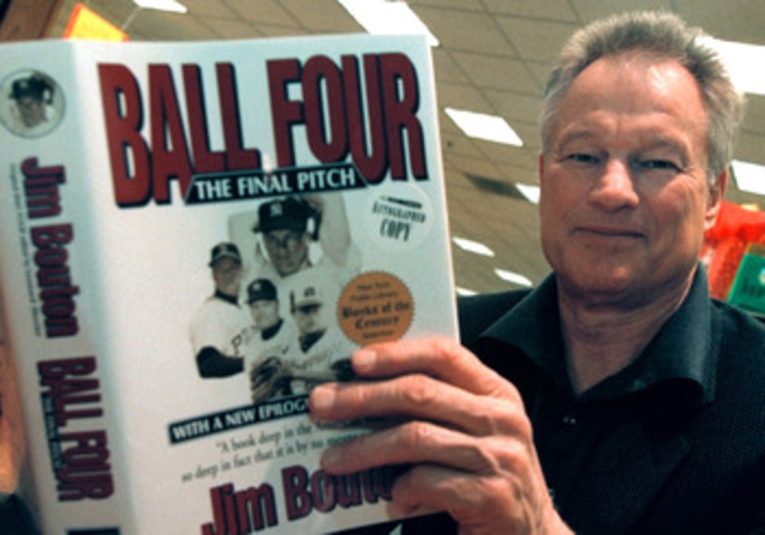 382468 01: Former New York Yankees pitcher Jim Bouton signs copies of his new book, 'Ball Four: The Final Pitch' November 27, 2000 at a Waldenbooks store in Schaumburg, IL. 'Ball Four: The Final Pitch' is a new and final edition of his controversial 1970 