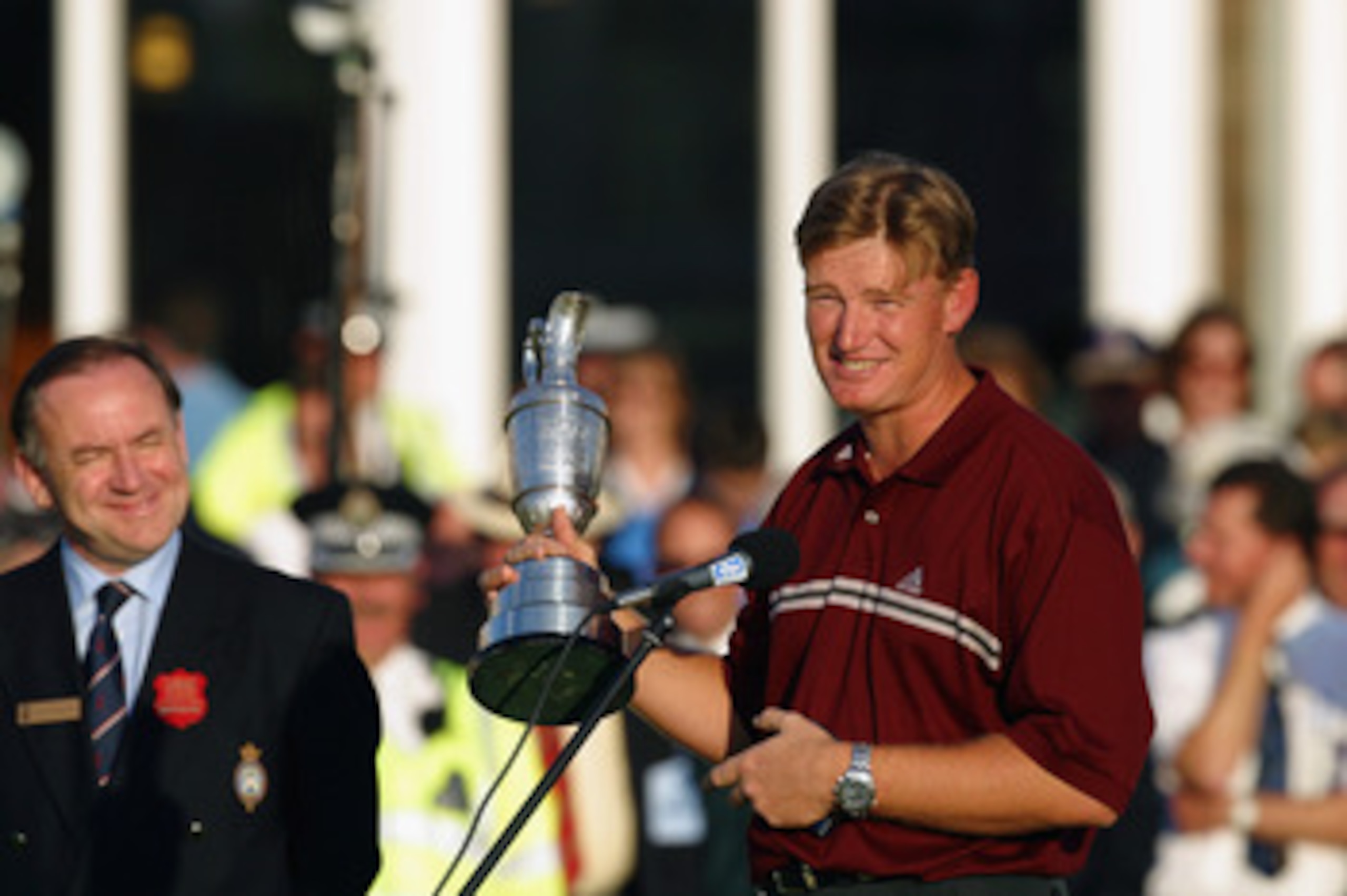 GULLANE - JULY 21:  Ernie Els of South Africa makes his victory speech as Peter Dawson looks on after the 131st Open Championship held at Muirfield Golf Club in Gullane, Scotland on July 21, 2002. (Photo by David Cannon/Getty Images)
