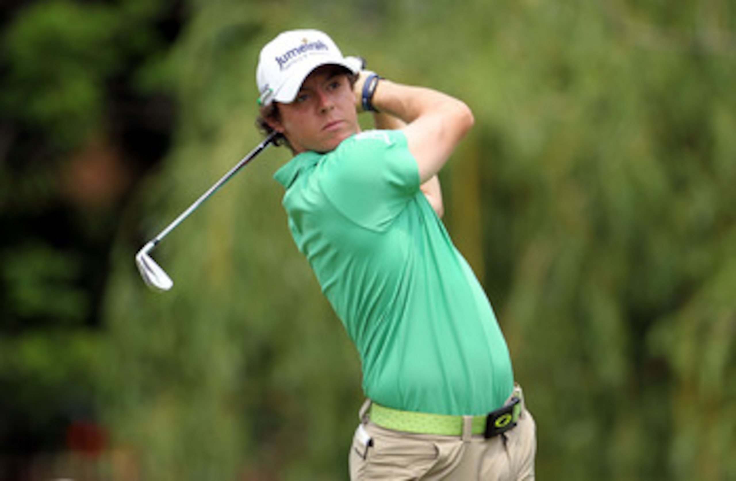 DUBLIN, OH - JUNE 05:  Rory McIlroy of Northern Ireland hits his tee shot on the par 4 9th hole during the final round of the Memorial Tournament presented by Nationwide Insurance at Muirfield Village Golf Club on June 5, 2011 in Dublin, Ohio.  (Photo by