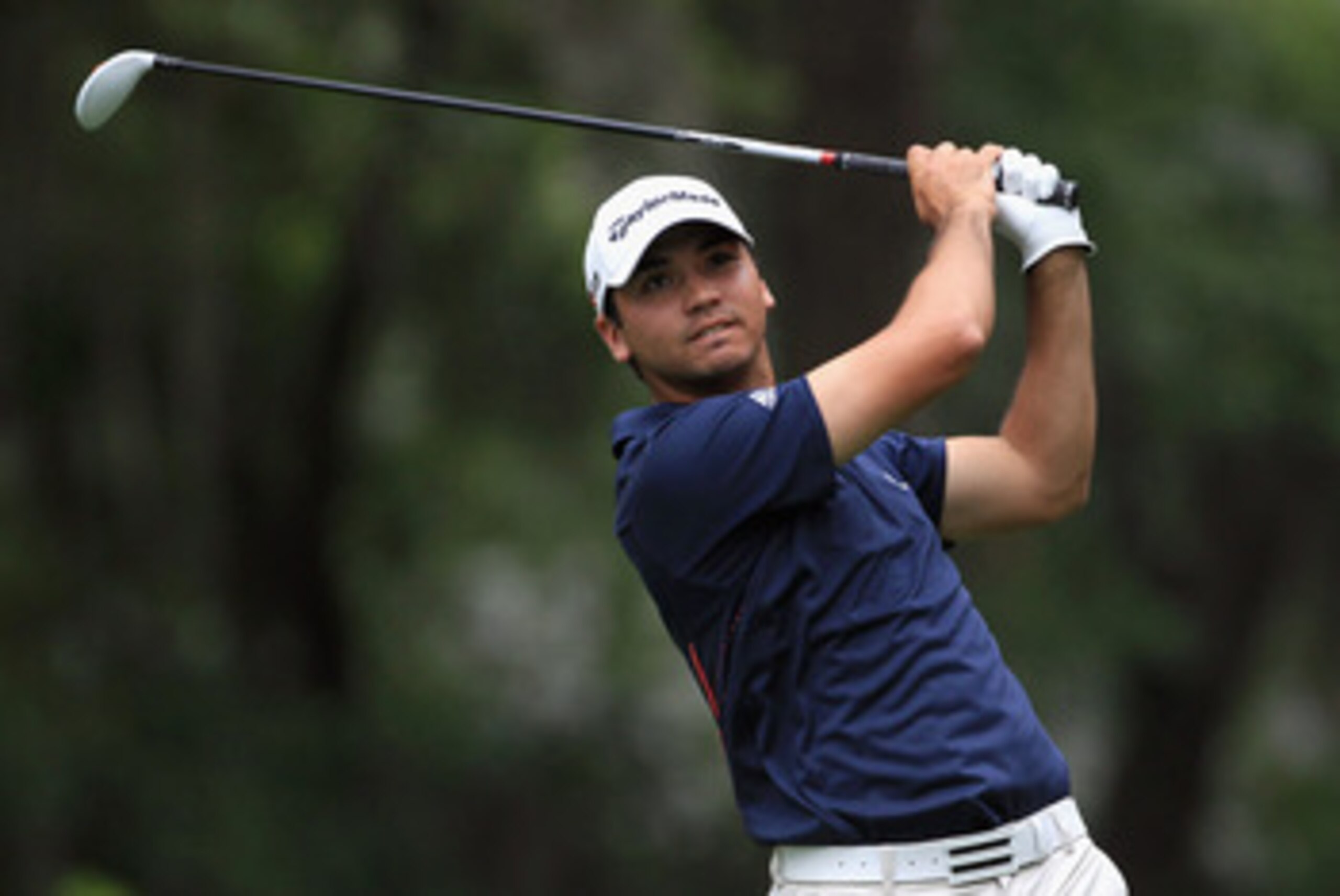 HILTON HEAD ISLAND, SC - APRIL 22:  Jason Day of Australia hits his tee shot on the 8th hole during the second round of The Heritage at Harbour Town Golf Links on April 22, 2011 in Hilton Head Island, South Carolina.  (Photo by Streeter Lecka/Getty Images