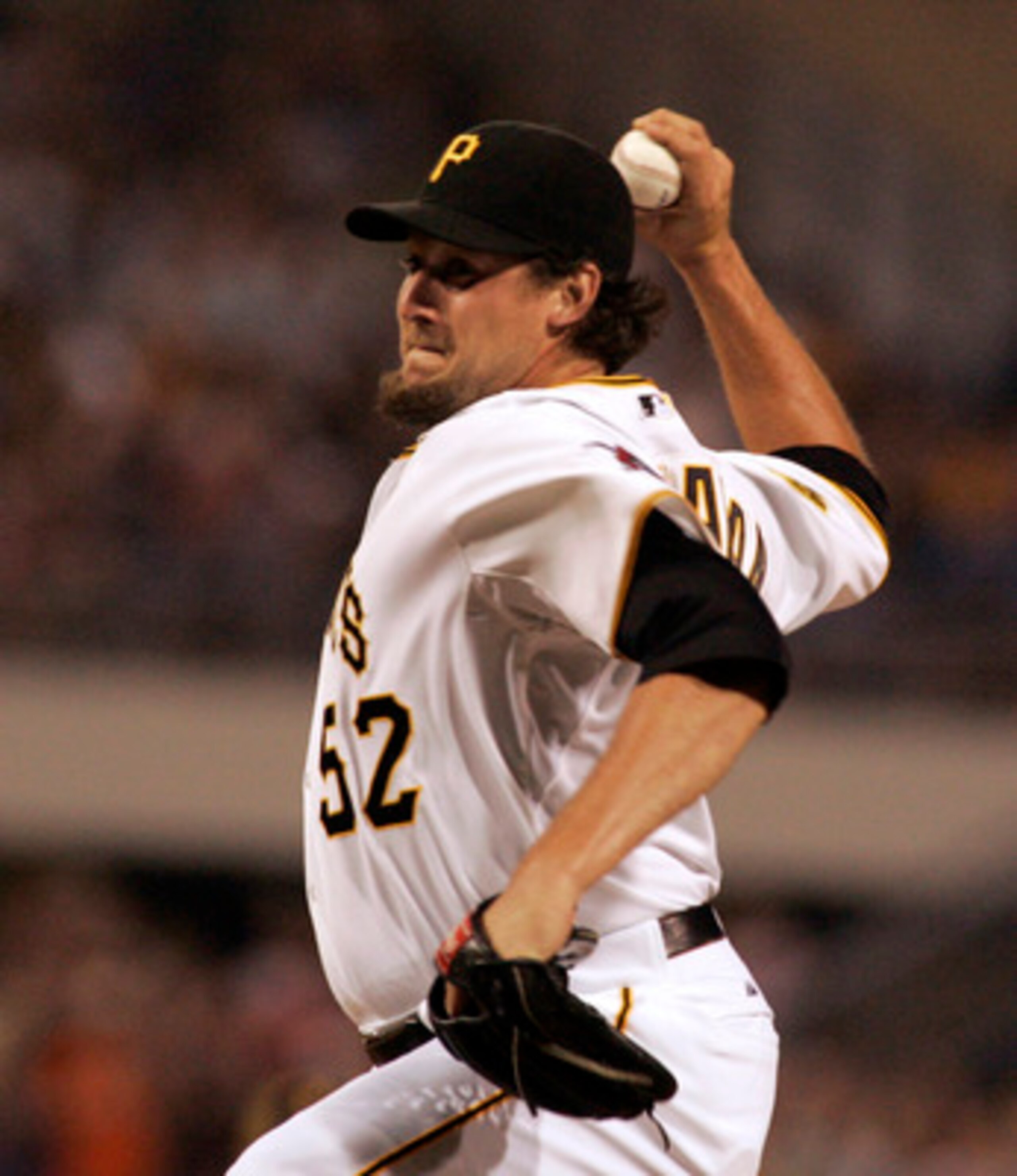 PITTSBURGH, PA - JUNE 11:  Joel Hanrahan #52 of the Pittsburgh Pirates closes out the game against the New York Mets in the ninth inning during the game on June 11, 2011 at PNC Park in Pittsburgh, Pennsylvania.  The Pirates defeated the Mets 3-2.  (Photo 