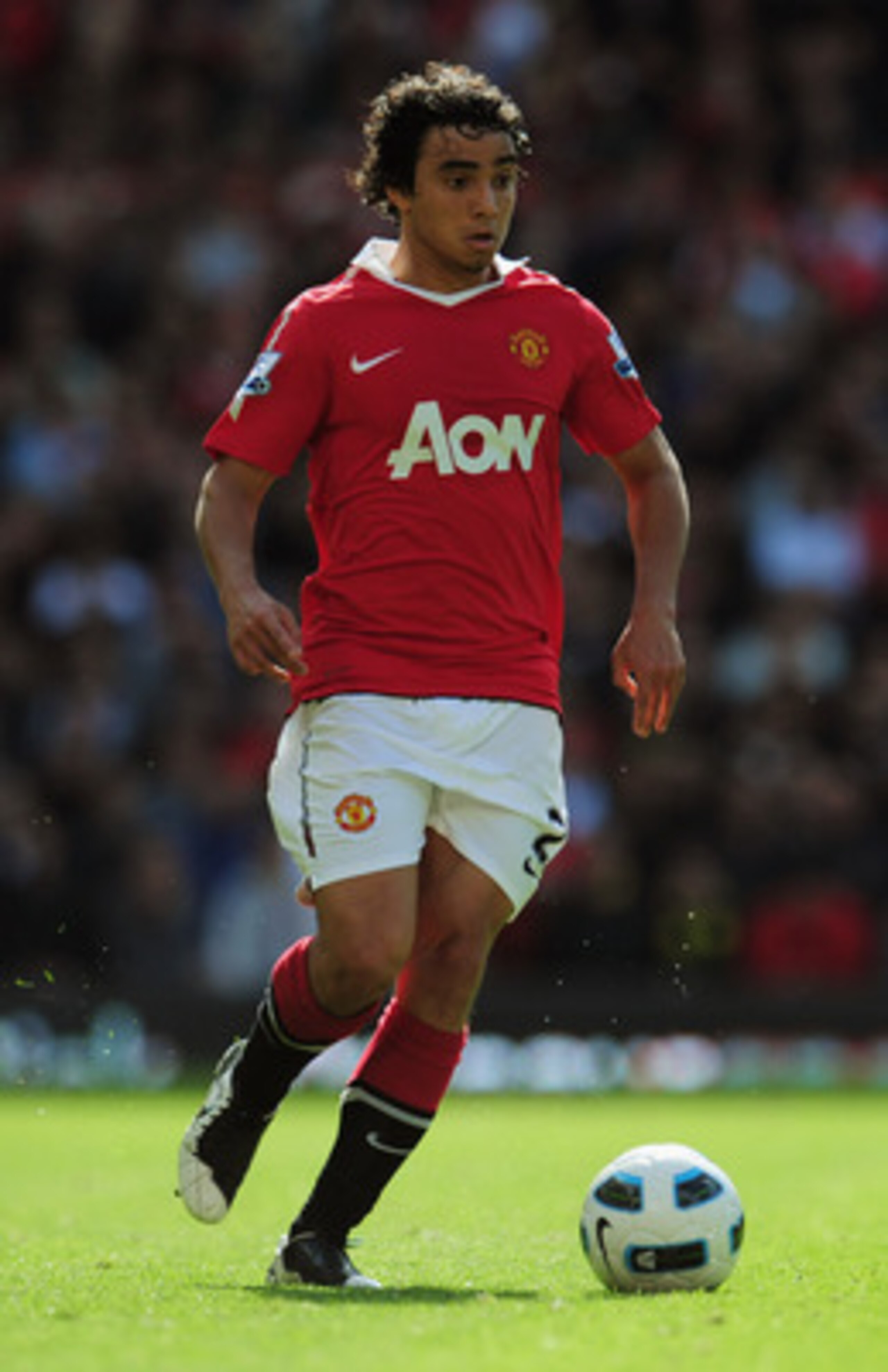 MANCHESTER, ENGLAND - MAY 22:  Rafael da Silva of Manchester United in action during the Barclays Premier League match between Manchester United and Blackpool at Old Trafford on May 22, 2011 in Manchester, England.  (Photo by Shaun Botterill/Getty Images)