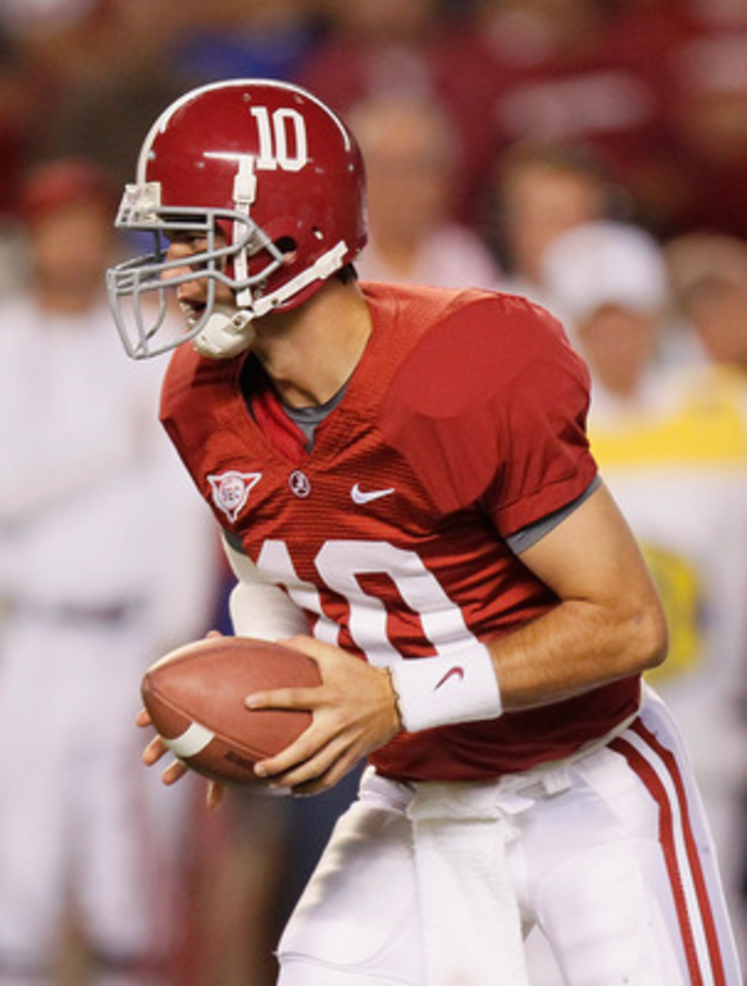 TUSCALOOSA, AL - OCTOBER 02:  Quarterback A.J. McCarron #10 of the Alabama Crimson Tide against the Florida Gators at Bryant-Denny Stadium on October 2, 2010 in Tuscaloosa, Alabama.  (Photo by Kevin C. Cox/Getty Images)
